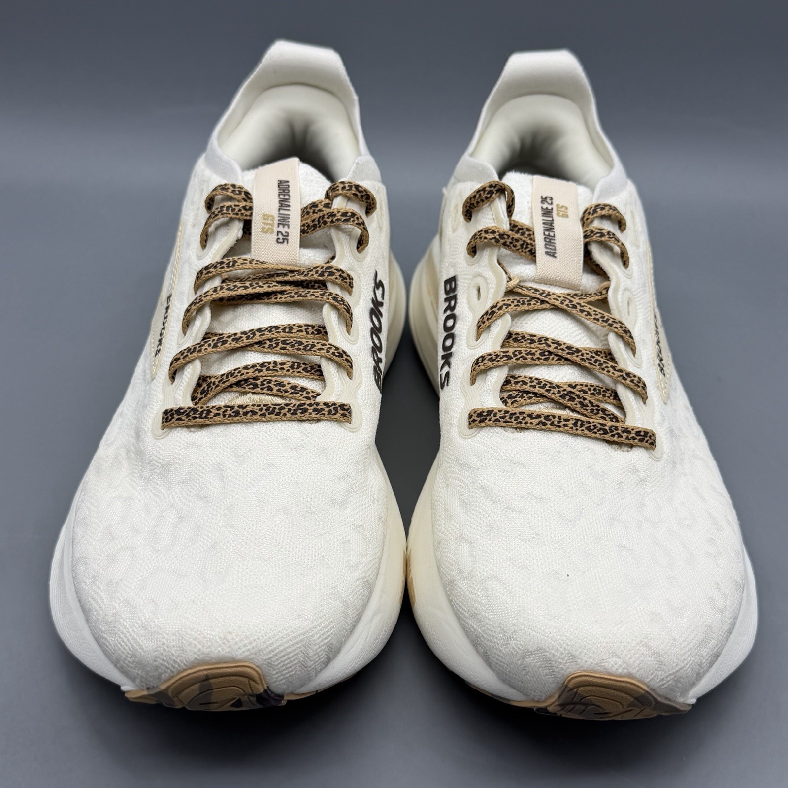 Brooks Adrenaline GTS 25 Women’s 6.5 Running Walking Shoes Coconut Crème Leopard