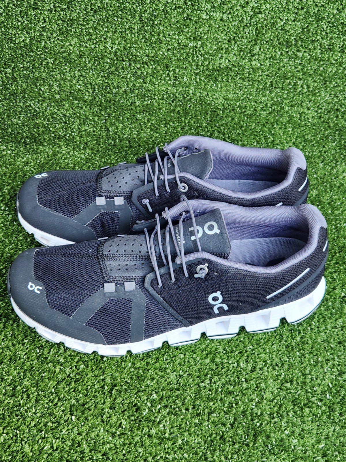 On Running Women’s Cloud 6 Running Walking Comfort Black Sneakers Shoe Size 10.5