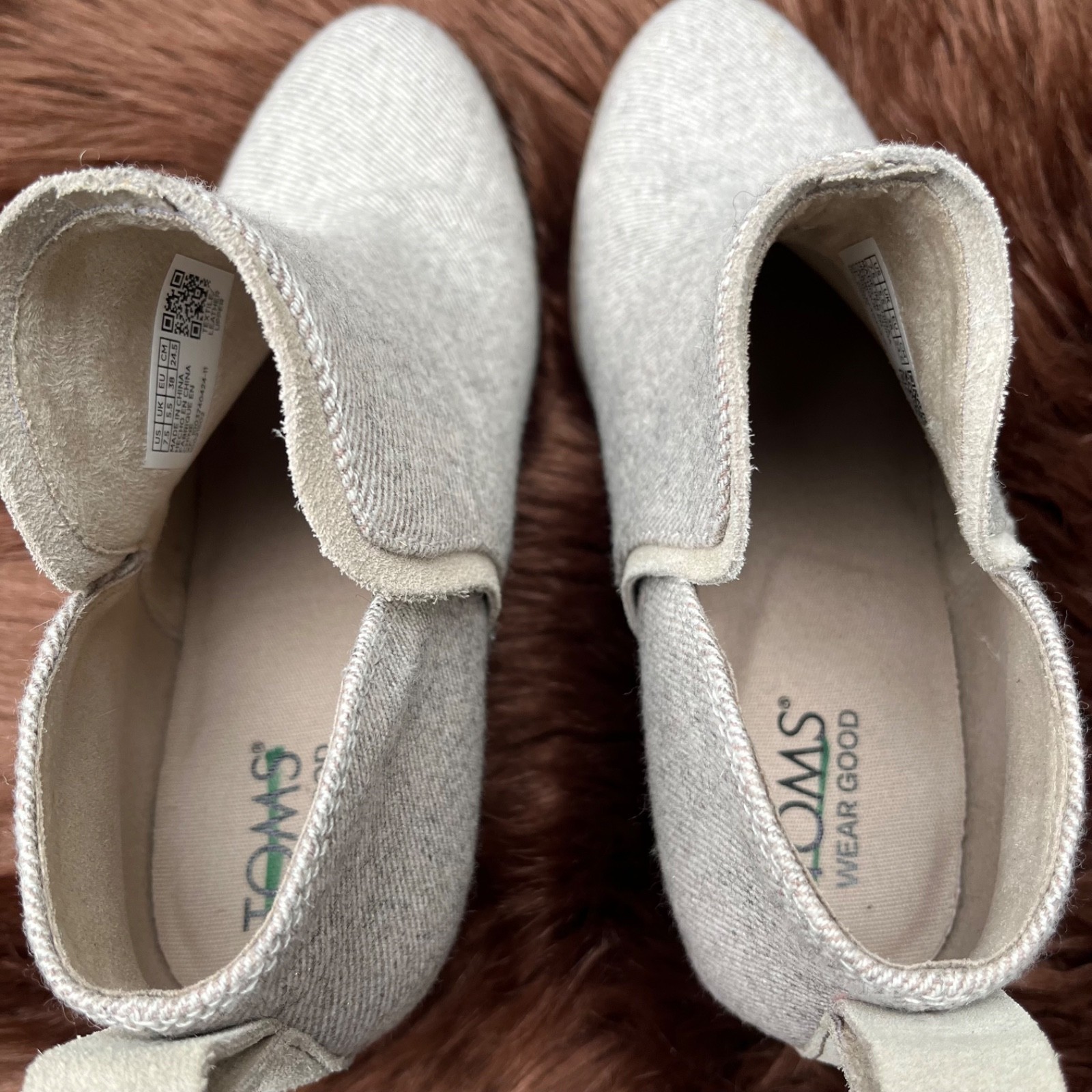 TOMS Kaia Wedge Bootie; Size 7.5; Oatmeal Tweed Shimmer