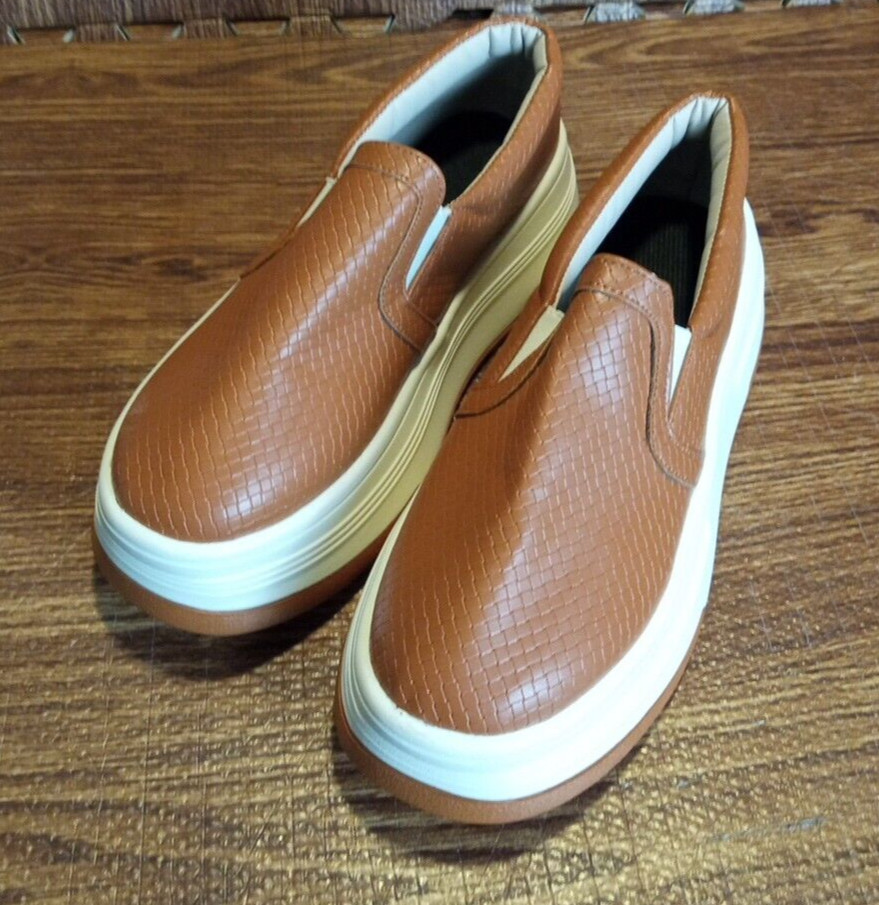 Women Shoes Platform 2.5″ Brown Faux Leather 9.5US/41EU NWOT