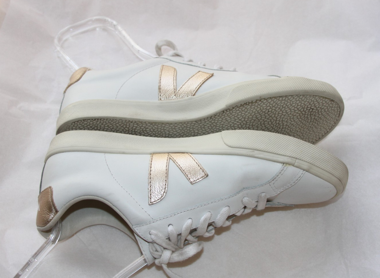 Veja T2 Esplar Leather Trainers Gold White Women’s Sneakers Sz 11
