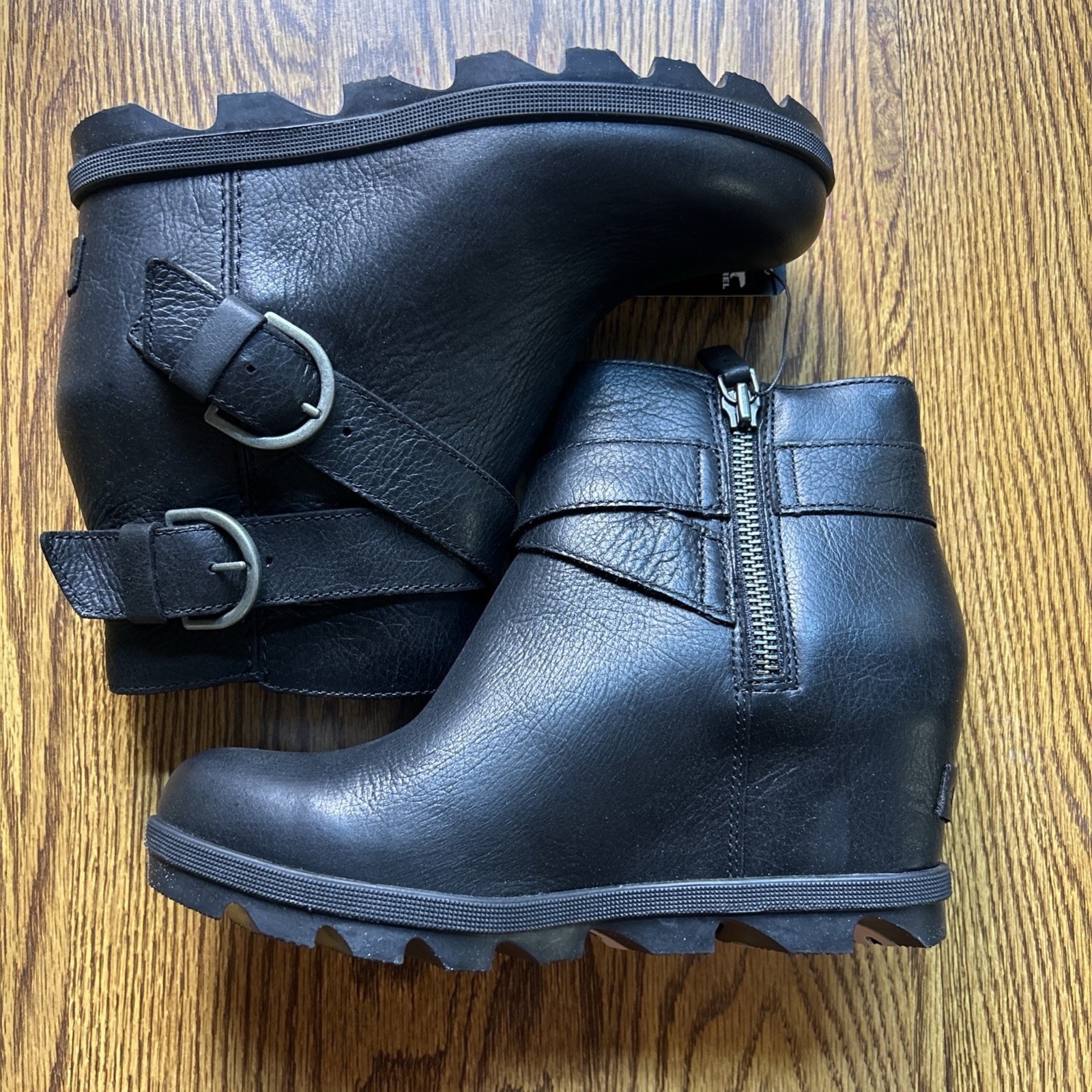 Sorel Joan of Arctic Wedge II Boots Size 8 Buckle Black Leather NL3360-010