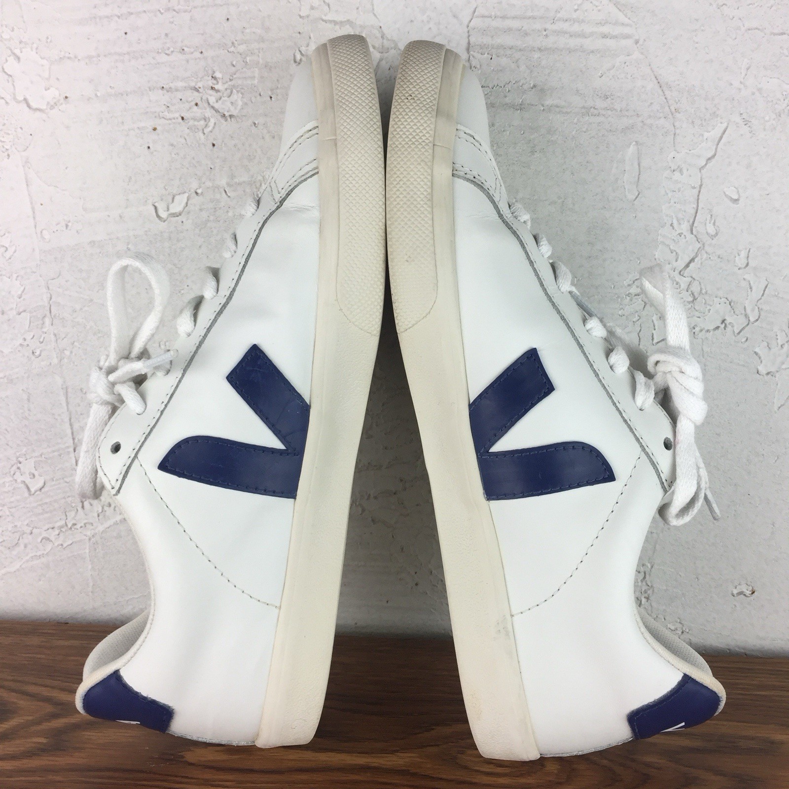 Veja Womens Esplar Leather Sneakers White/Blue US 8.5/ EU 40 Lace -Up Trainers