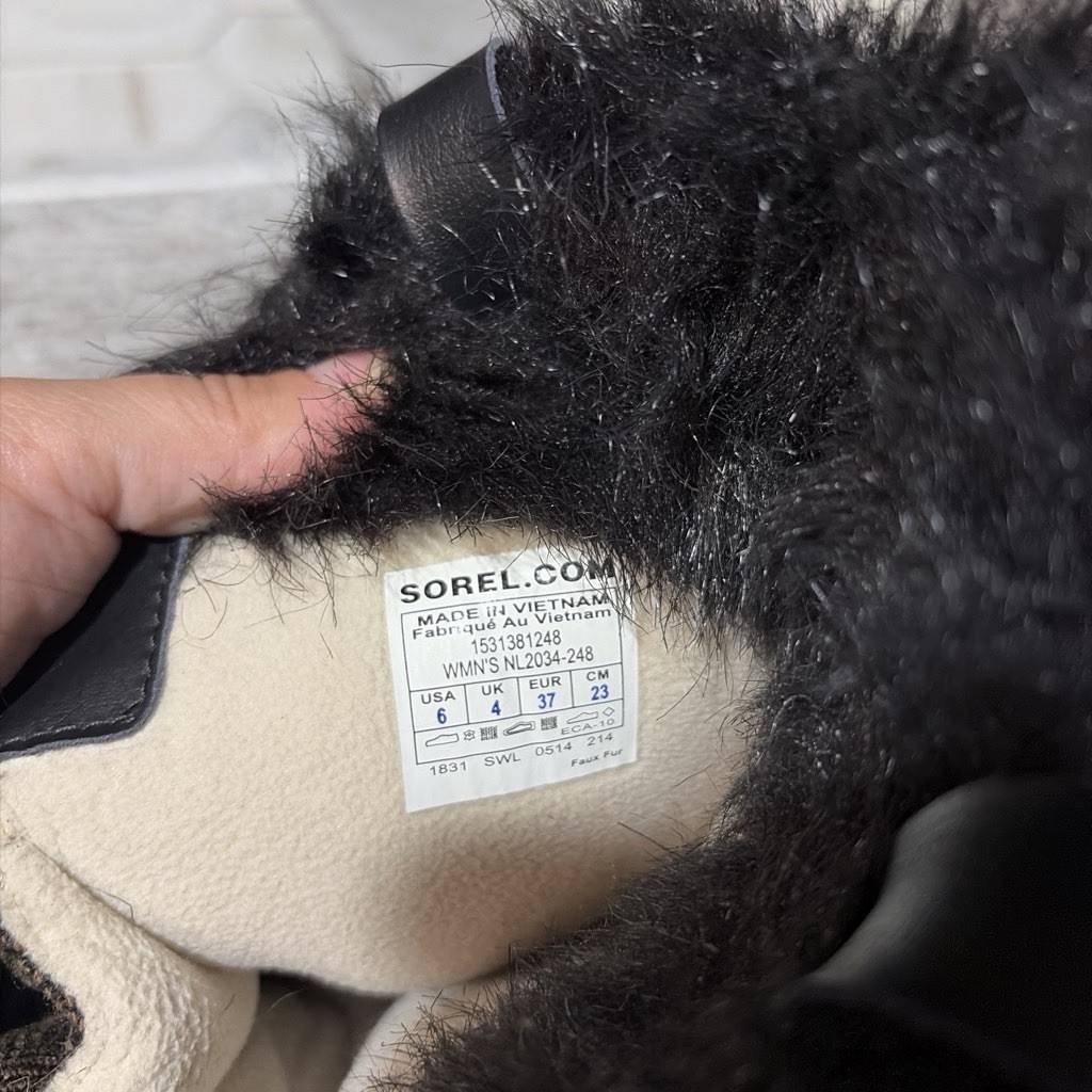 Sorel Waterproof Fur Trim Mid-Calf Snow Boots Brown/Black Lace Up US 6 EU 37