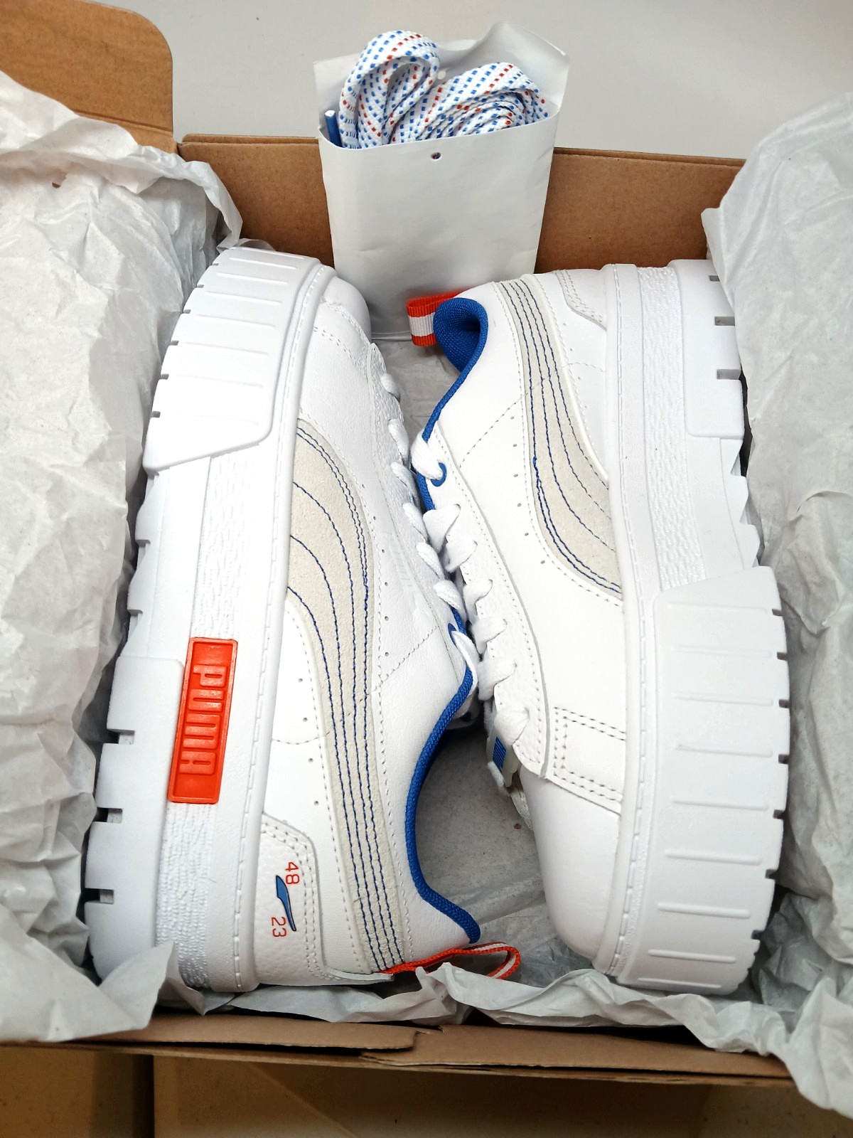 PUMA MAYZE LEATHER PLATFORM SNEAKER White/Royal Sapphire Women’s size 7