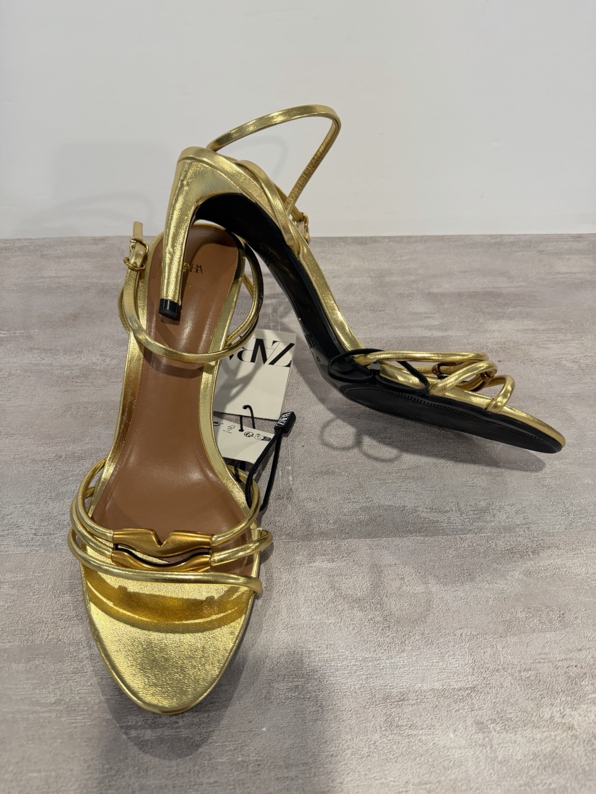Zara Gold Metallic Heeled Sandals AIRFIT New With Tags Size 40 US 9