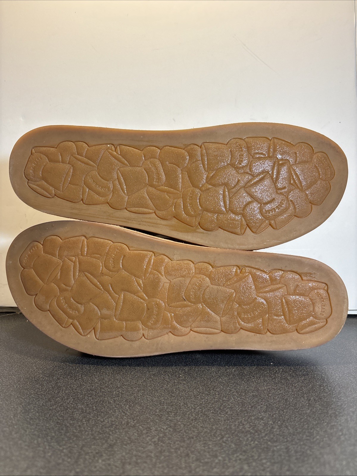 Tan Kork-Ease Sandals Tan/Caramel Womens Adjustable Slip-On Size 10 VGC