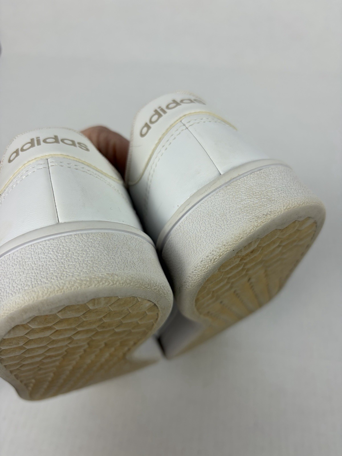 Adidas Grand Court 3.0 Womens Sz 6 White Platinum Silver Stripe Sneakers EE7874