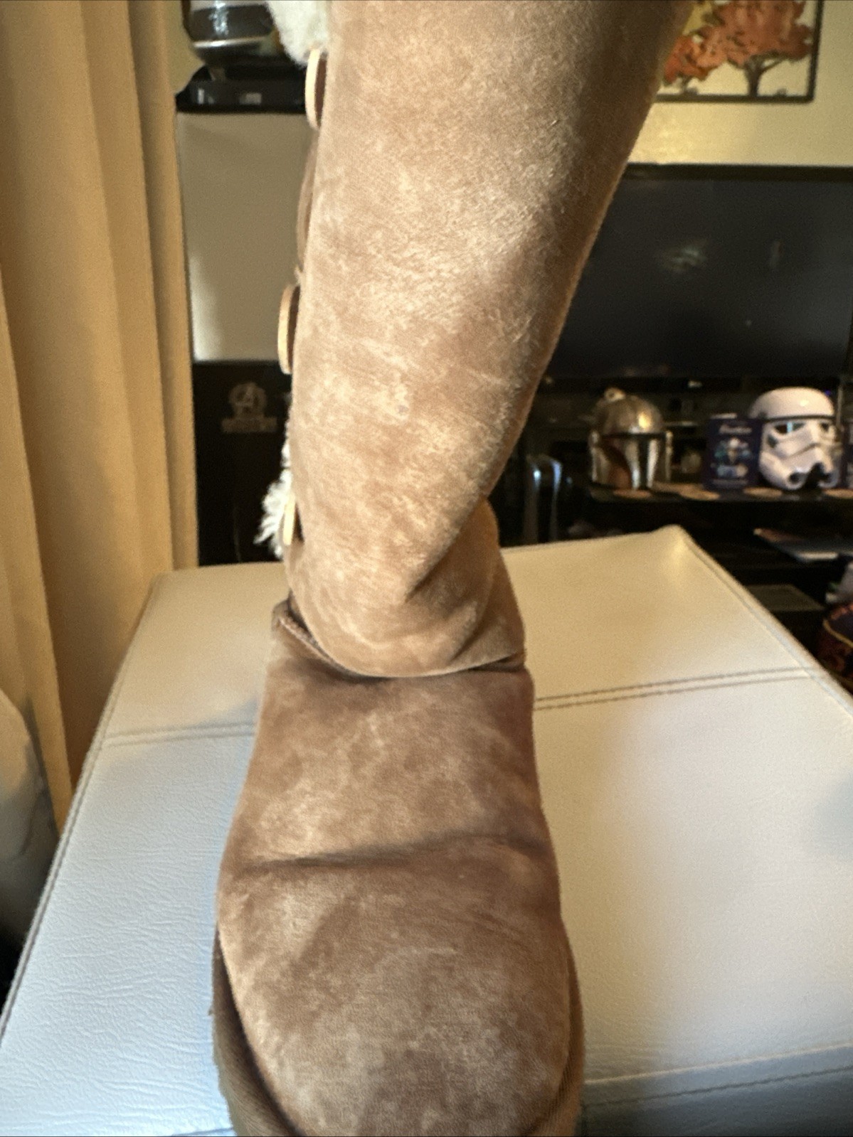 UGG 1016227 Bailey Button Triplet II Size 12 Women’s Boots – Chestnut