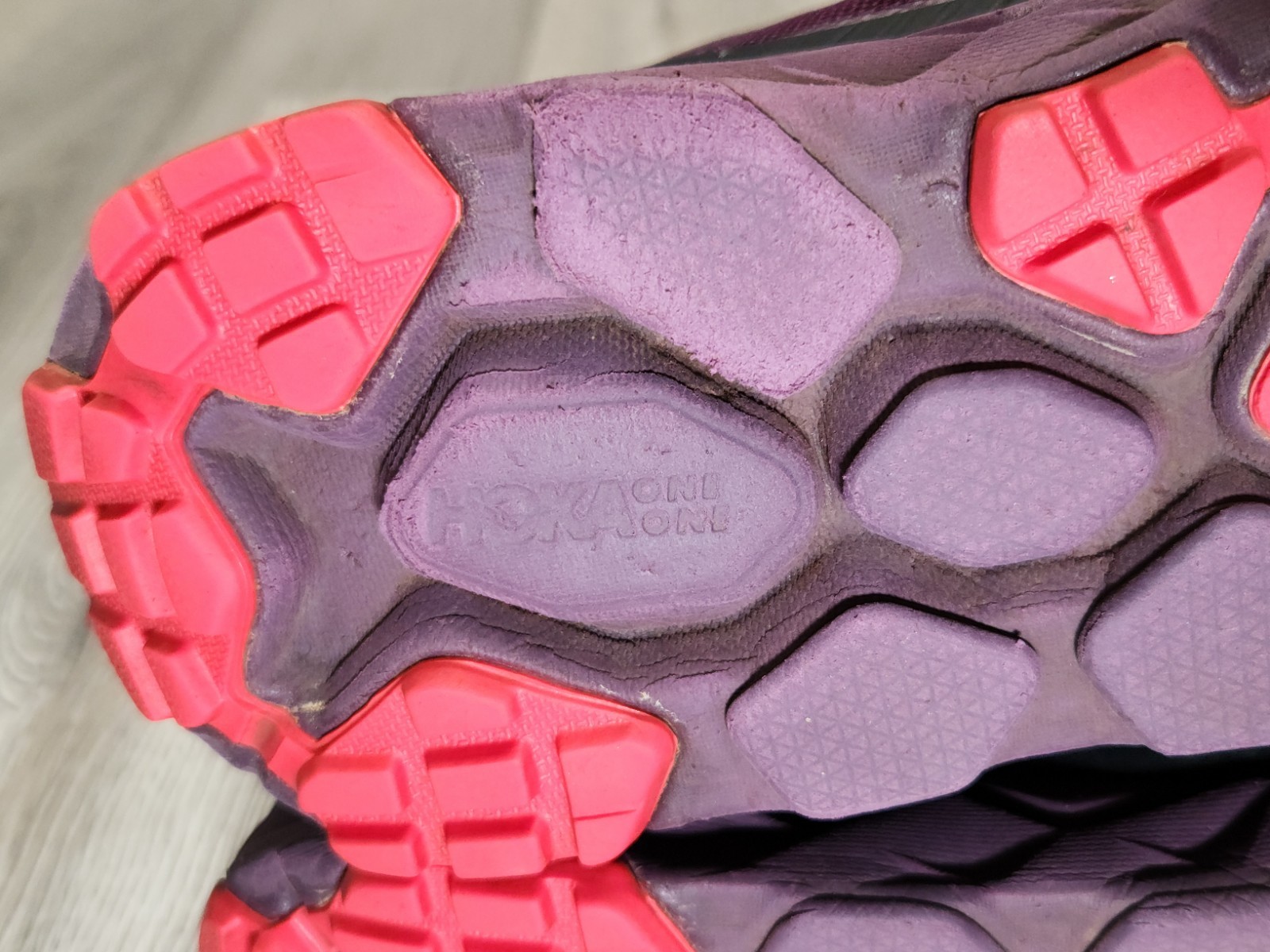 Hoka One One Challenger ATR 5 Running Shoes Womens Size 10.5 Italian Plum Purple