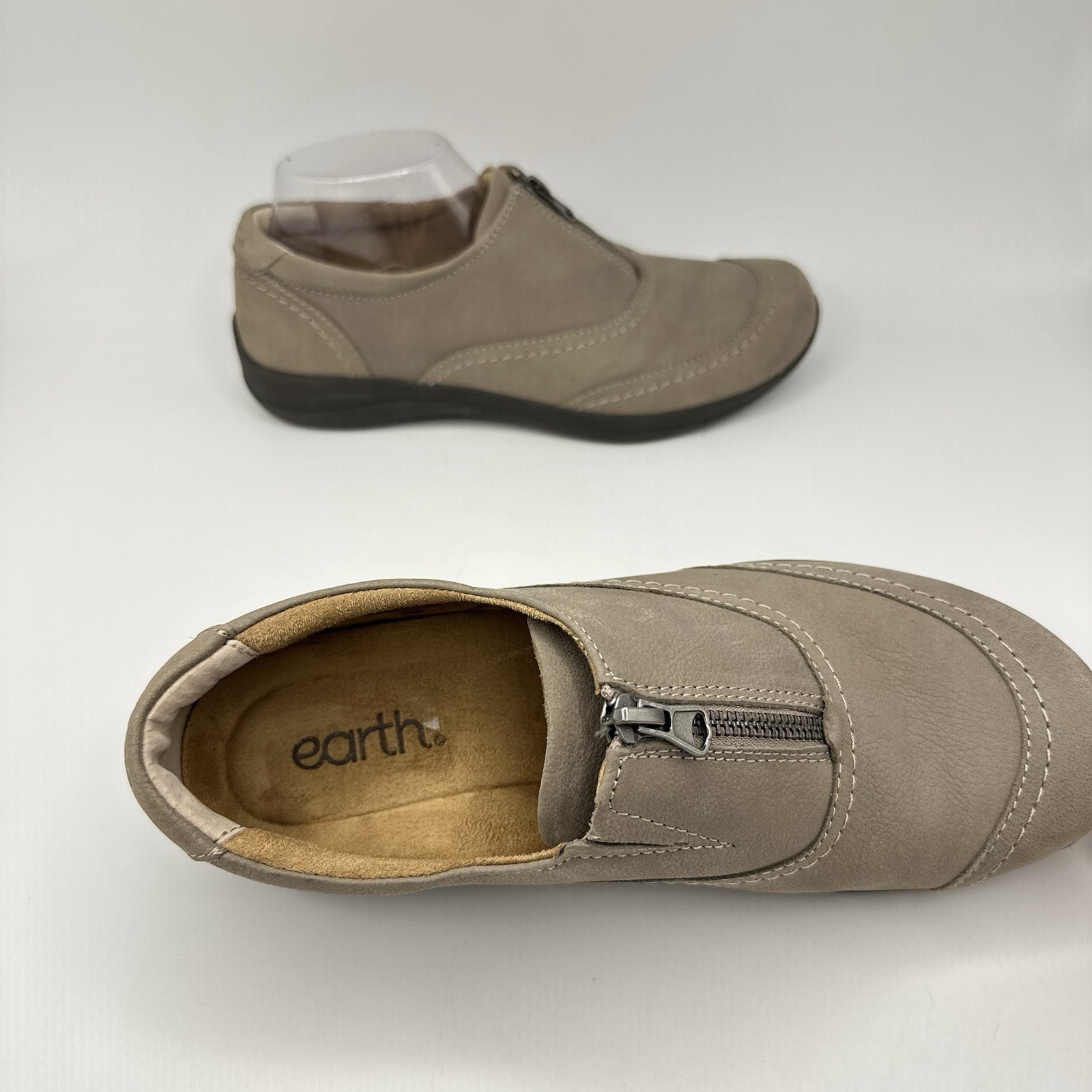 Earth Fannie Leather Casual Taupe Shoes Women 8 M Front Zipper