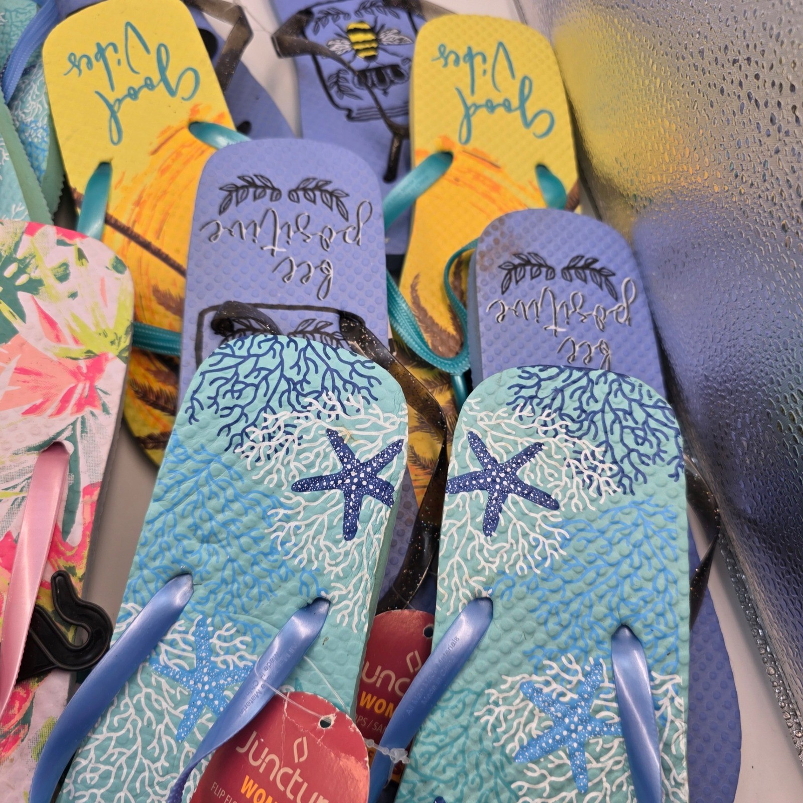 Lot of 10 Juncture Womens Flip Flops Sandals Summer Prints Bee Starfish NWT