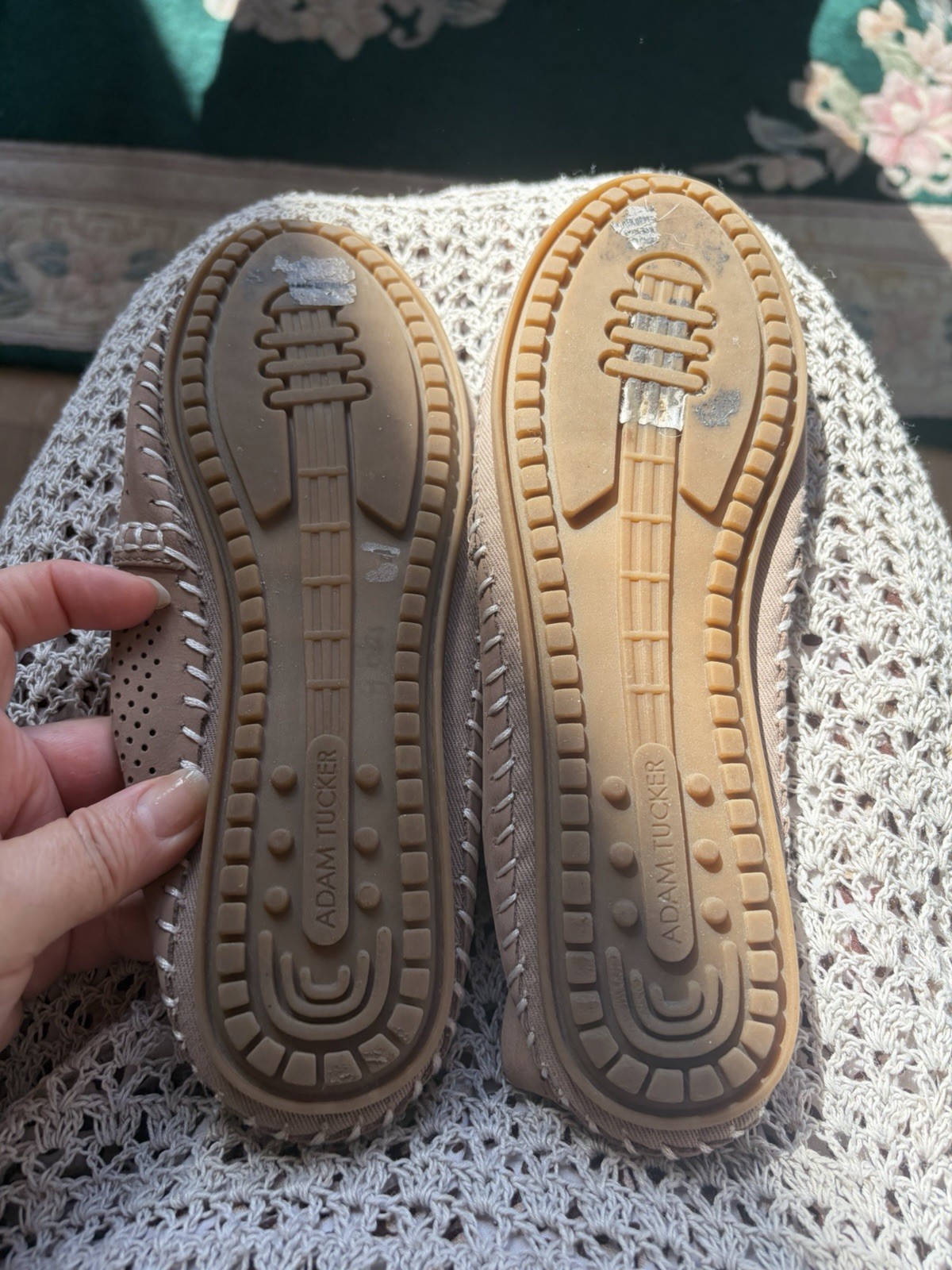 Genuine leather Flats Size 7 Adam Tucker Me Too Barely Worn