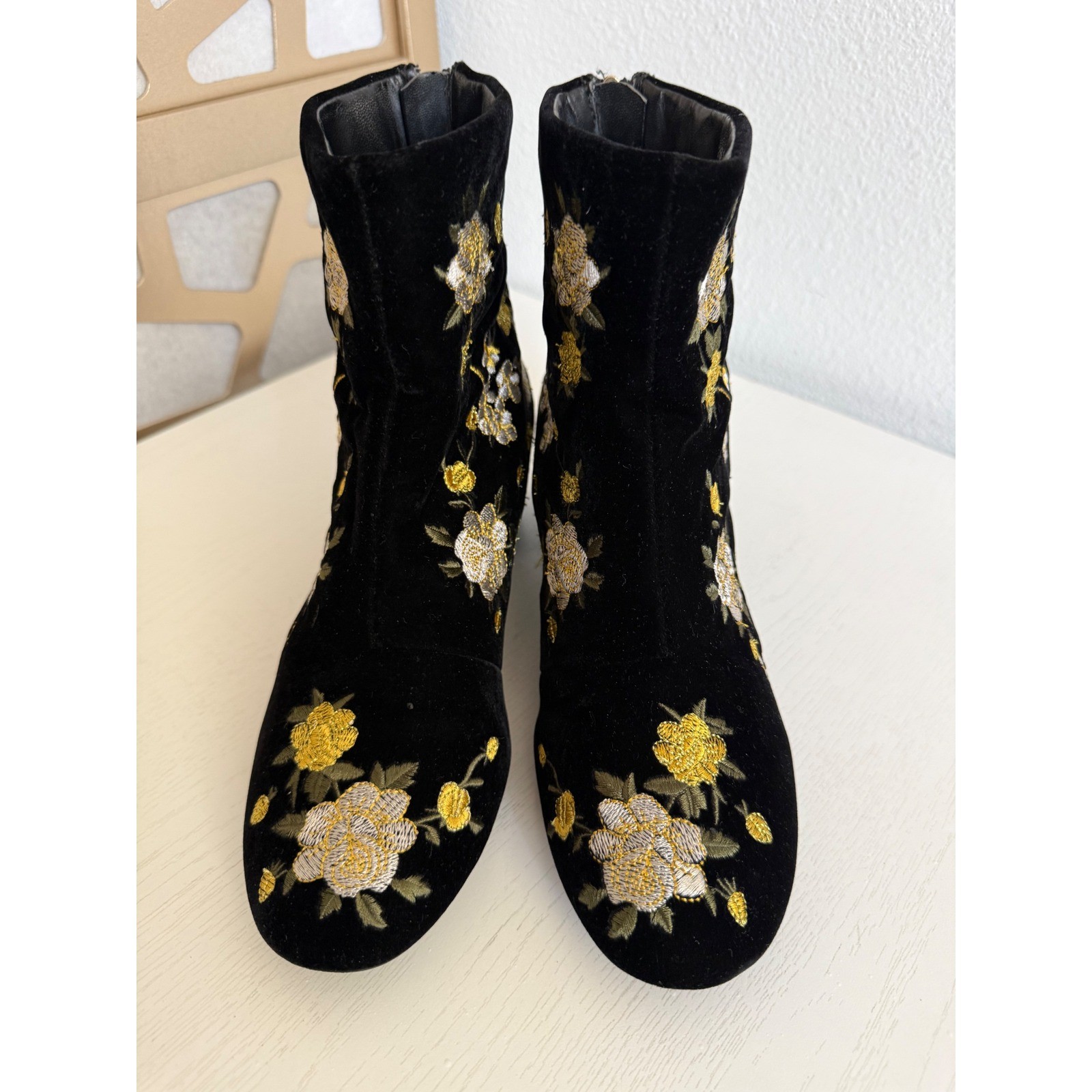 Topshop Blossom Embroidered Velvet Ankle Boots Black Gold Floral Size 38 US 7.5