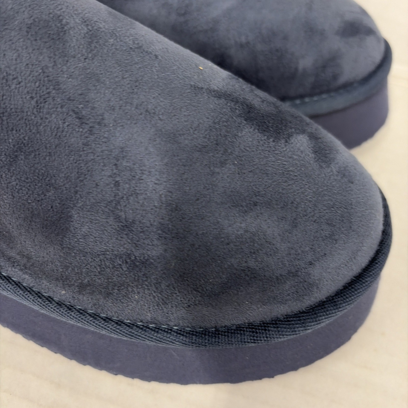 Juicy Couture JC-Oney Slippers Womens 9 EU 39/40 Blue Faux Fur New No Box