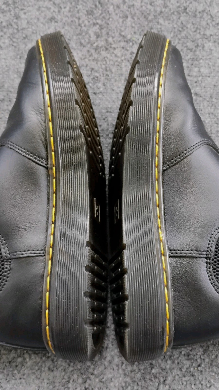 Dr Martens Chelsea Boot Womens Size 9 Dorrian Black Smooth Leather Ankle Pull On