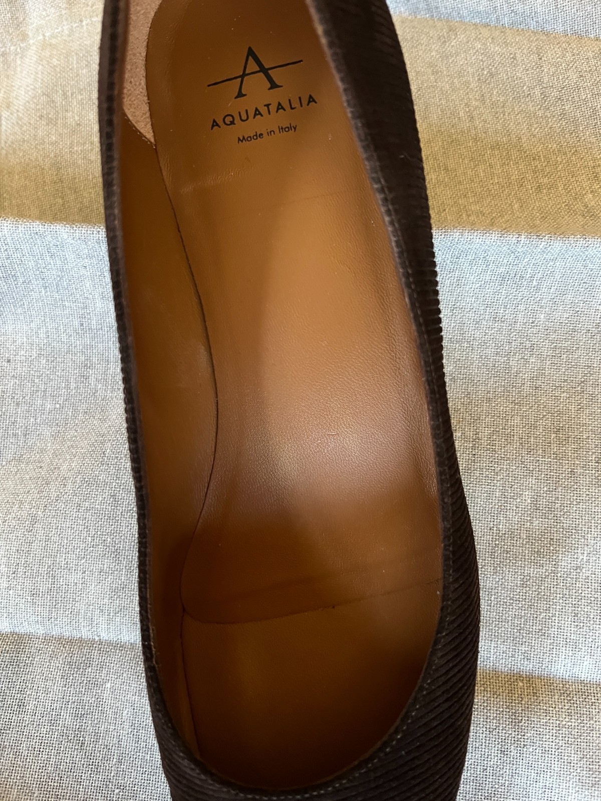 Aquatalia Pasha Expresso Brown Corduroy Suede Pumps NEW 8.5