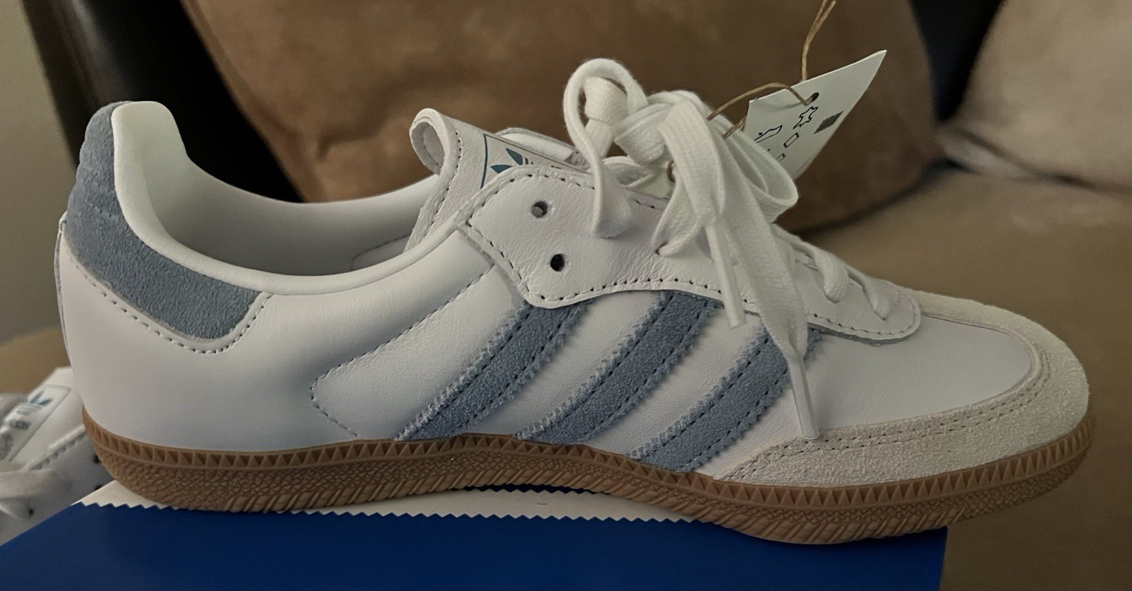 Women’s Size 6 Adidas Samba OG White Ash Blue Gum Sneakers Tennis Shoes SOLD OUT