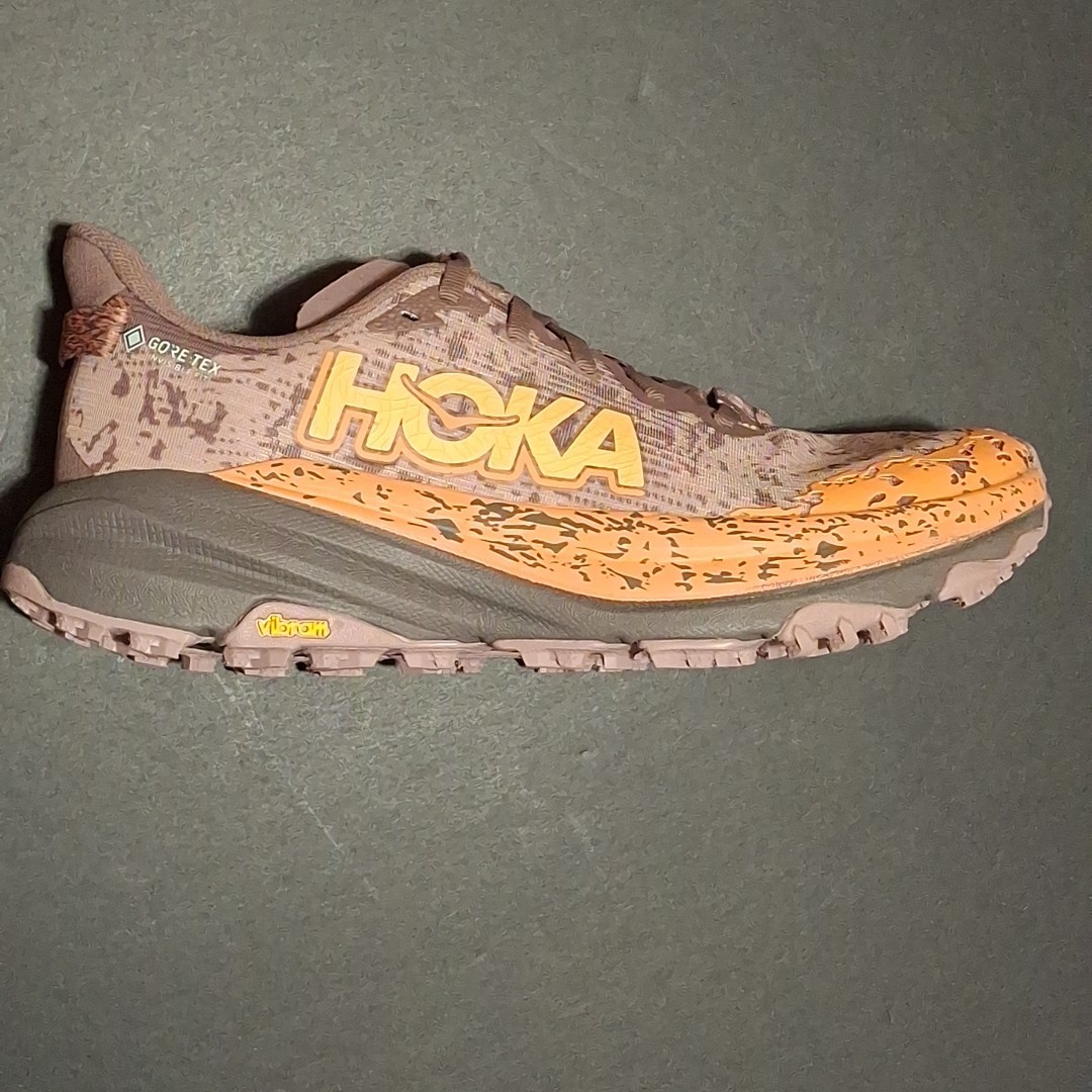 Hoka Women’s Size 8 1155151/SZQ Speedgoat 6 GTX, Smoky Quartz /Quartzite