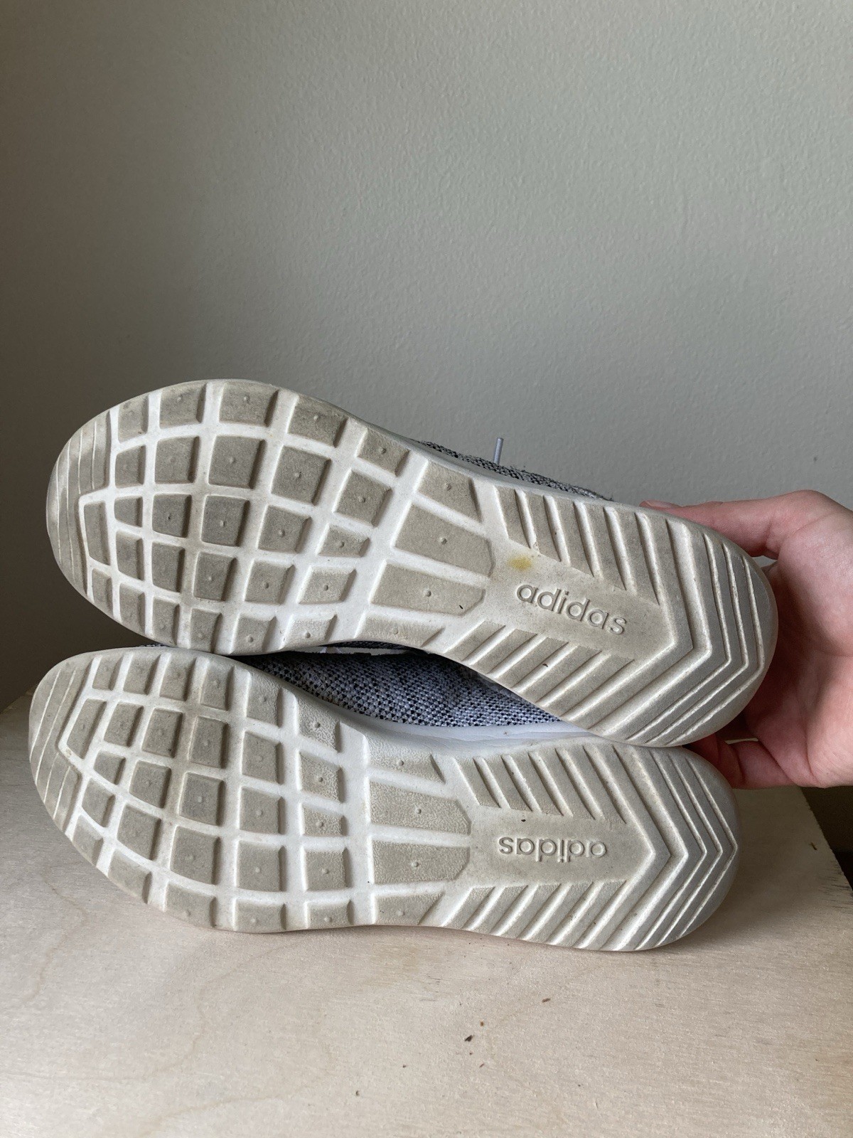 Adidas Cloudfoam Pure Women’s Sneakers White and Gray Knit Size 8