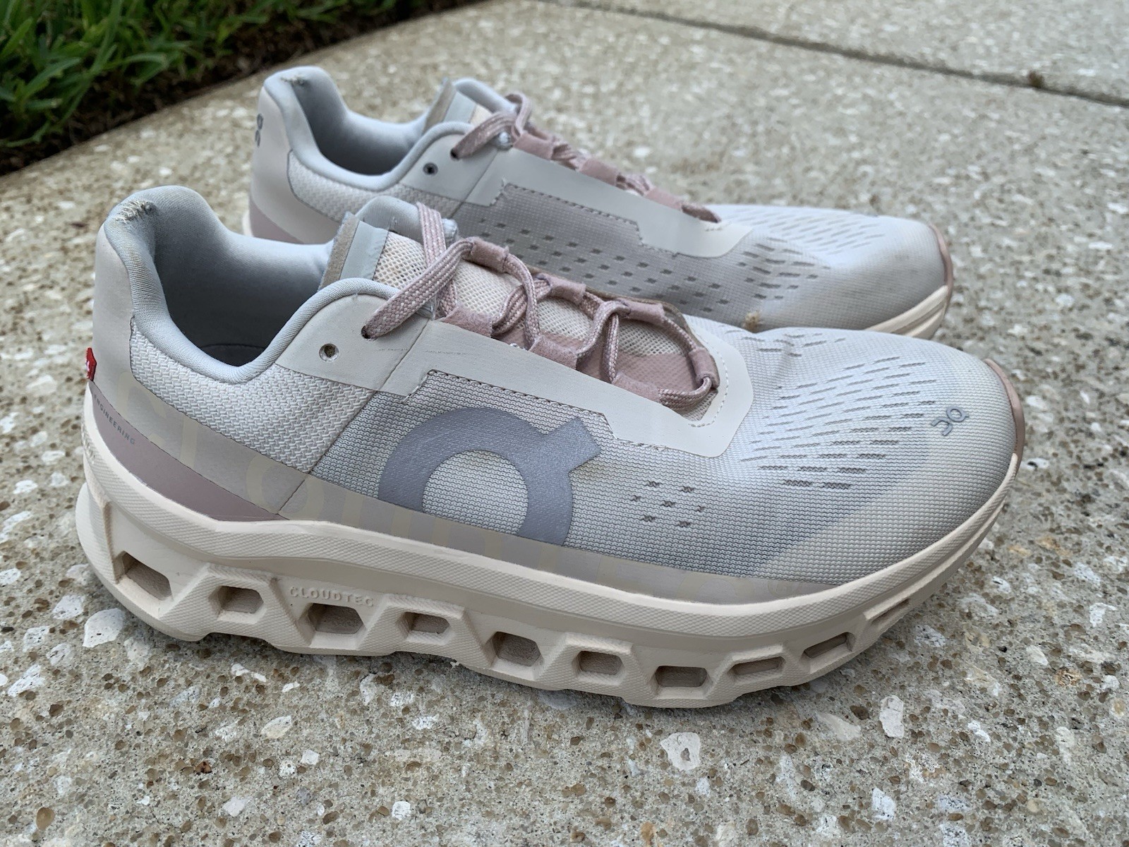 Size 8 – On Cloudmonster Moon Fawn Womens Athletic Running Shoes Sneakers