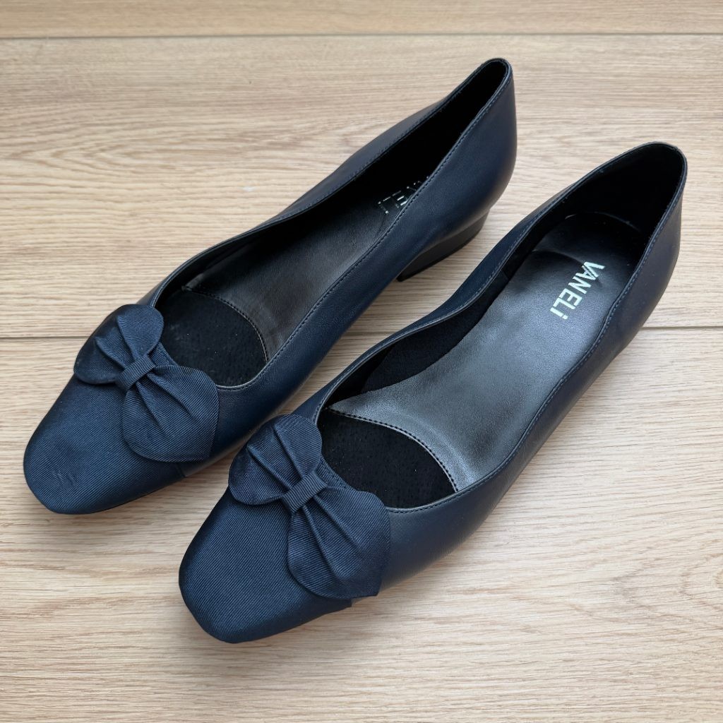 VANELi Navy Blue Leather Bow Low Heel Pumps Flats Women’s Size 11 M