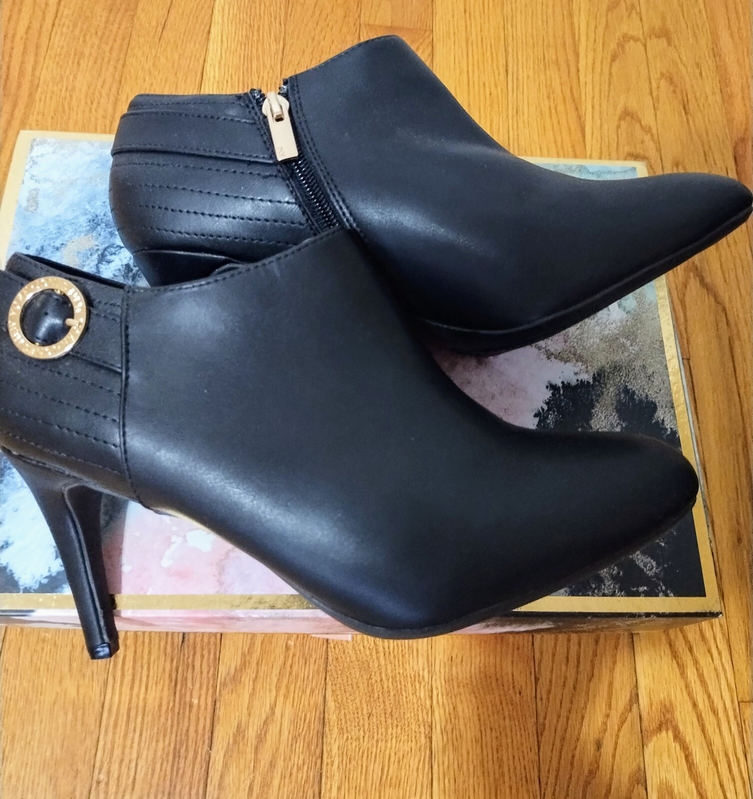Stiletto Jones New York High Heel Black Ankle Booties Logo & Zipper Sz 10