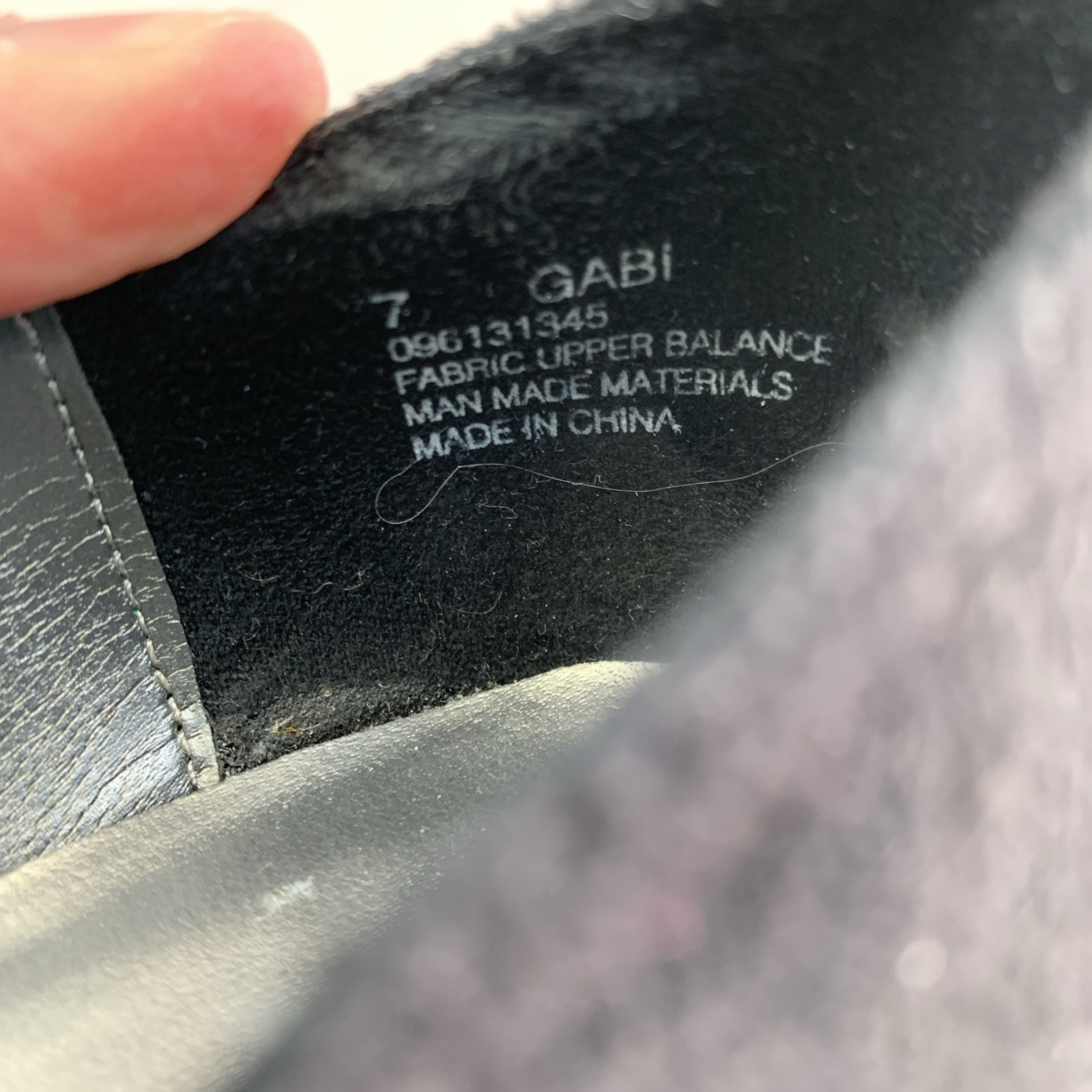 Isaac Mizrahi for Target Gabi Heels Peep Toe Bow Faux Suede Slip On Black Size 7