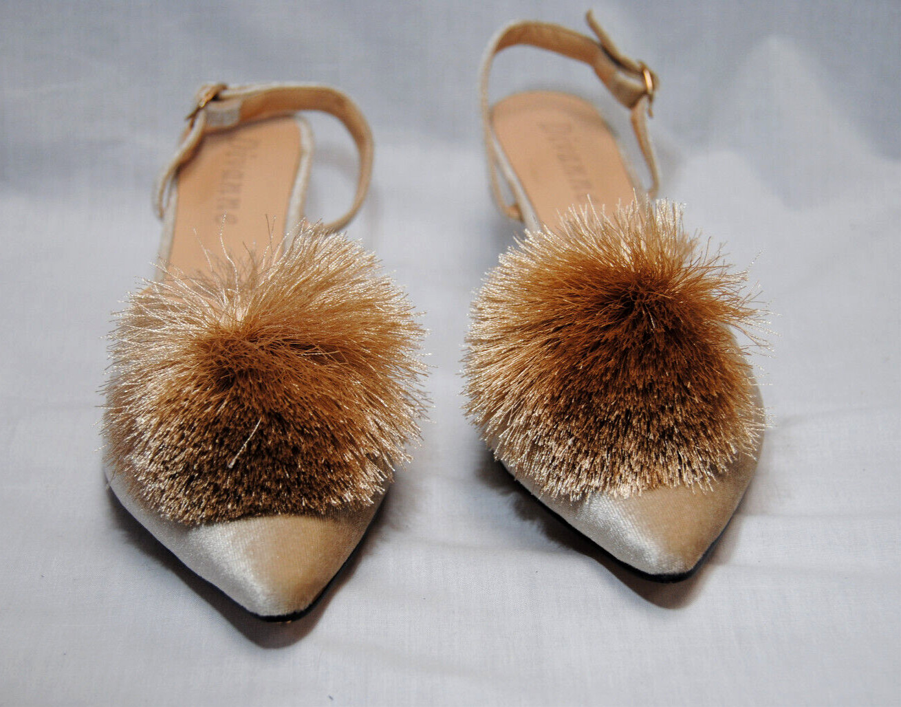 Divanne Women’s Puff Pompom Slingback Pumps Pointed Toe Kitten Heels New T2346
