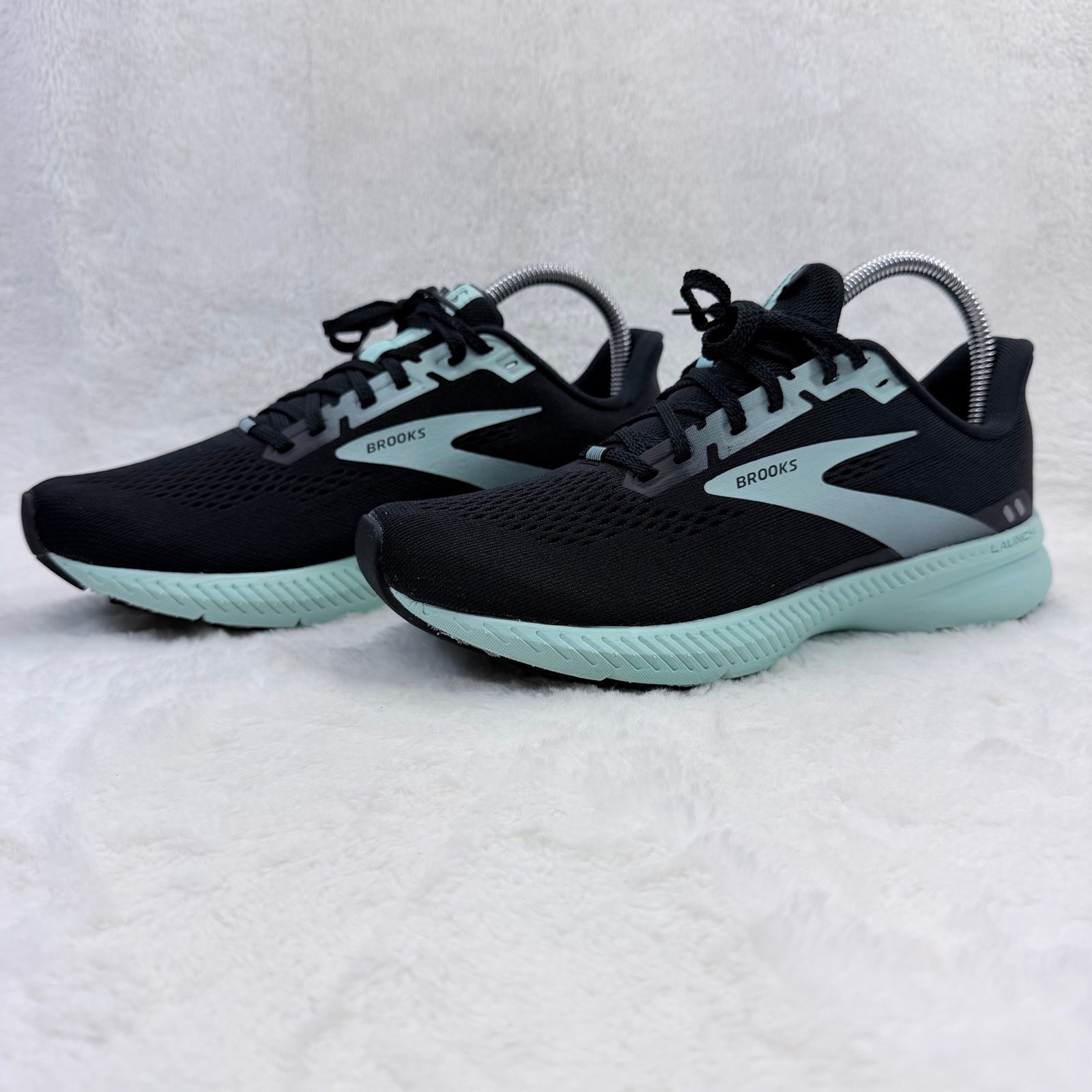 Brooks Launch 8 Womens Running Shoes Black Mint Size 8 Athletic Sneakers Shoe