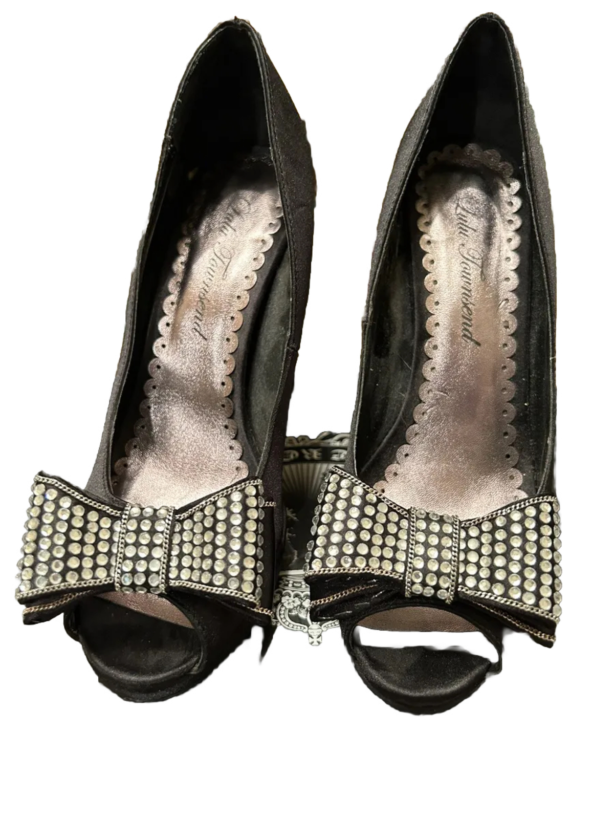 😎🖤ESTATE SALE Lulu Townsend Black Satin Rhinestone Bow Size 5.5M Shoes Heels