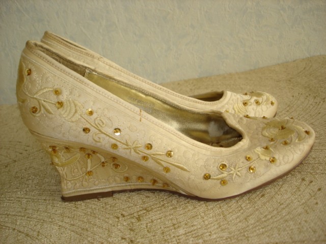 BARISEL Women’s Beige Textile Wedge Shoes with Gold Sequins Sz 8,5/UK 6,5/EUR 40