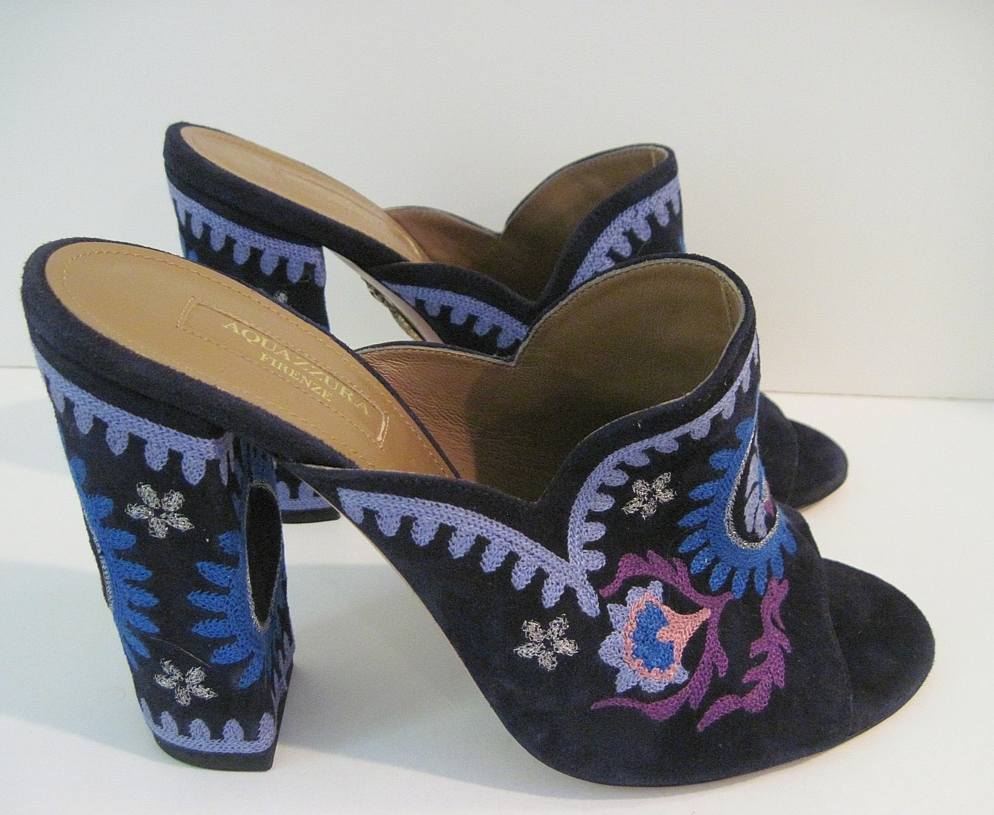 Aquazzura Evie Suede Embroidered Accent Heels Sandals Size 41 US 11 Italy , NEW!
