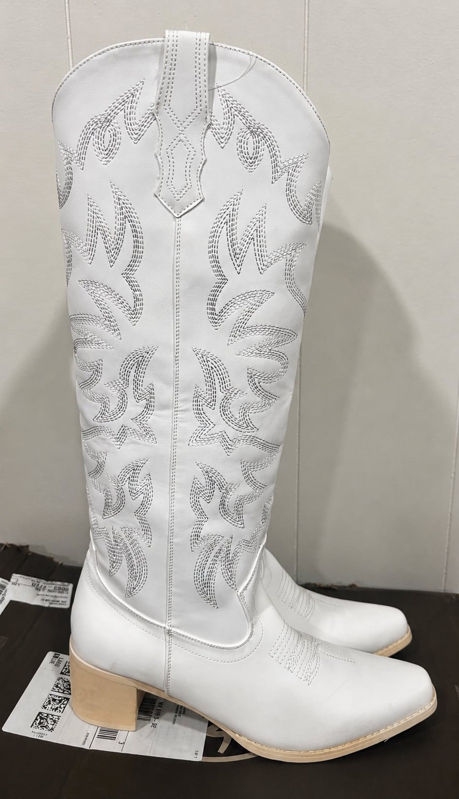 Ariat Women’s Heritage R Toe Tall Stretchfit Boots in Bright Cream Size 10.5