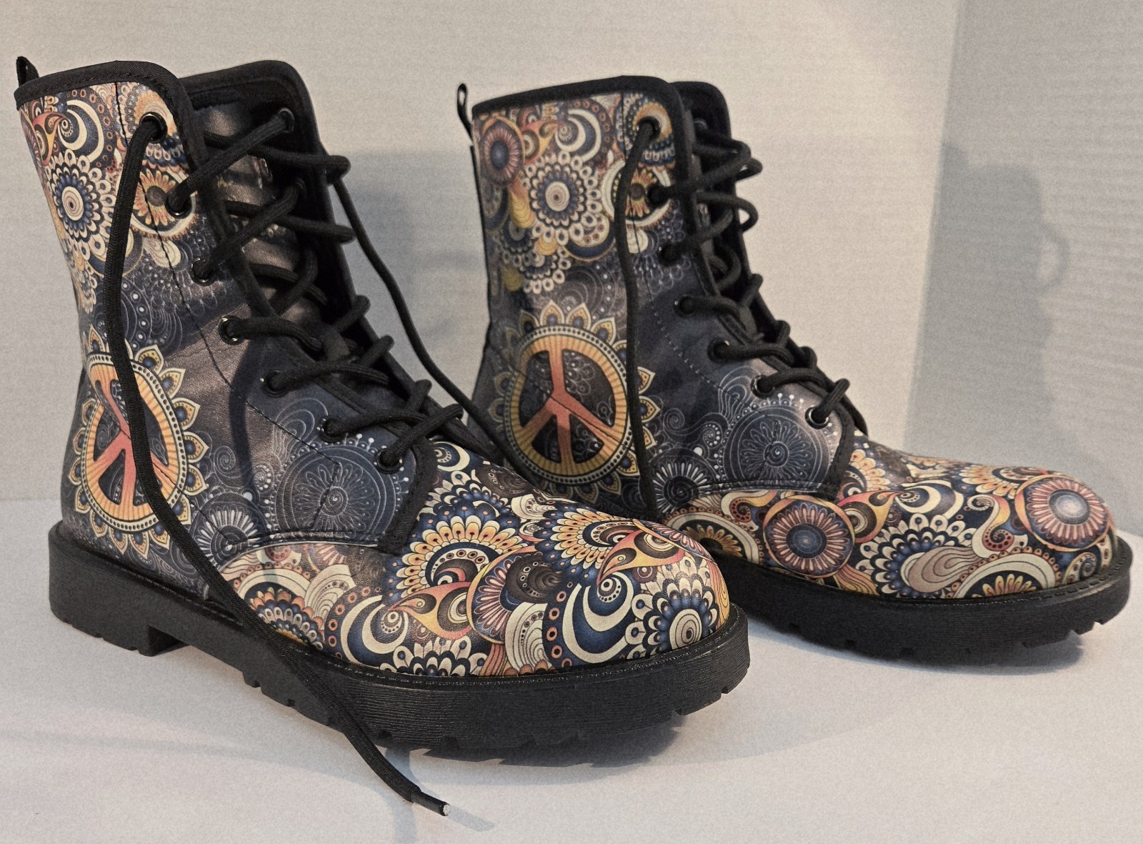 «YES WE VIBE» BOOTS Peace Sign Boho Hippie Punk Combat Goth F/8 M/6 Vegn Leather