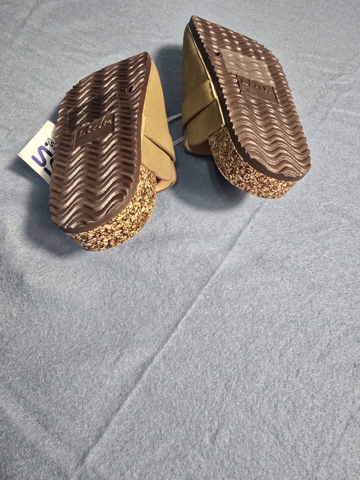2P Link Beige Buckle Clog Sandals for kids Comfort ShoesFlat Closed Toe sz 13/10
