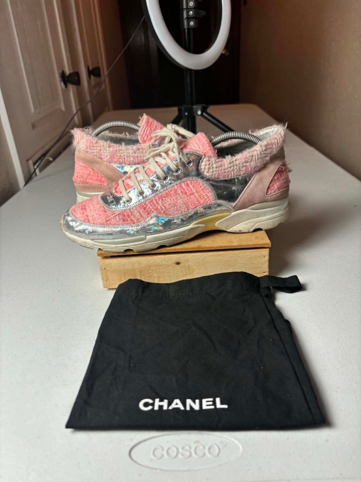 CHANEL 2014 pink tweed silver holographic silver leather sneakers Sz 42 / 12 US