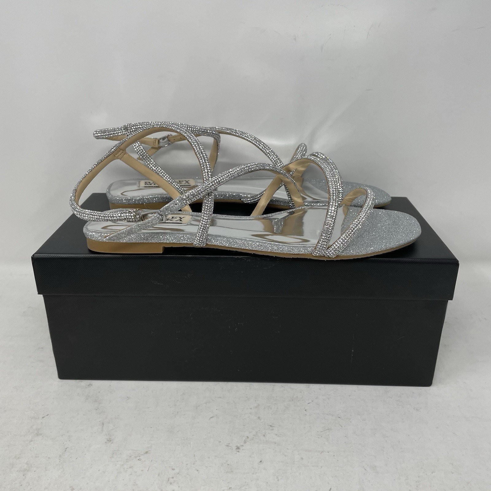 Badgley Mischka Ivie Embellished Strappy Flat Sandals Silver Women’s Size 7.5