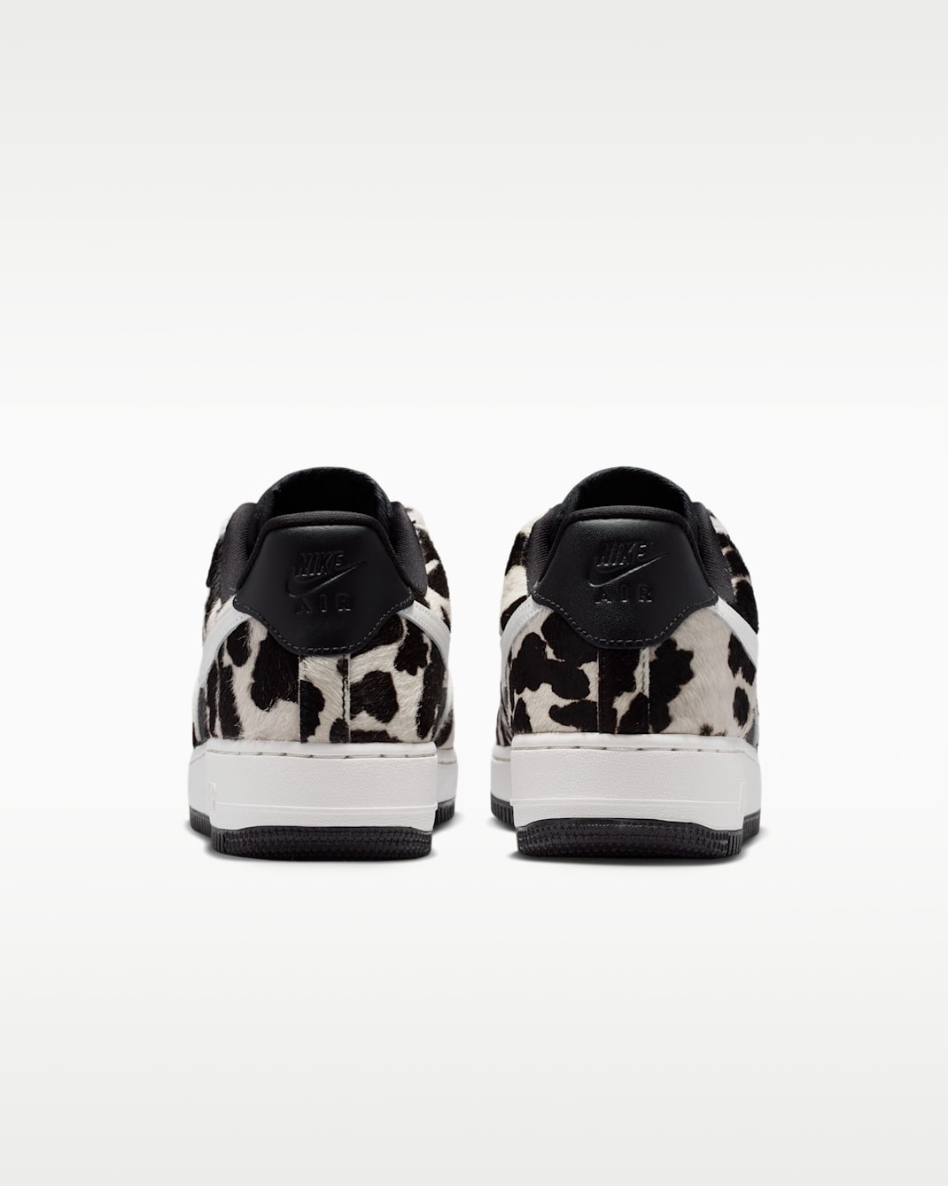 NIKE Women’s Air Force 1 ’07 IO0442-001 Black Black Phantom