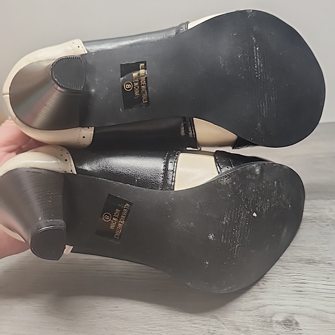 Chase + Chloe Saddleshoes Heels Vintage Looking
