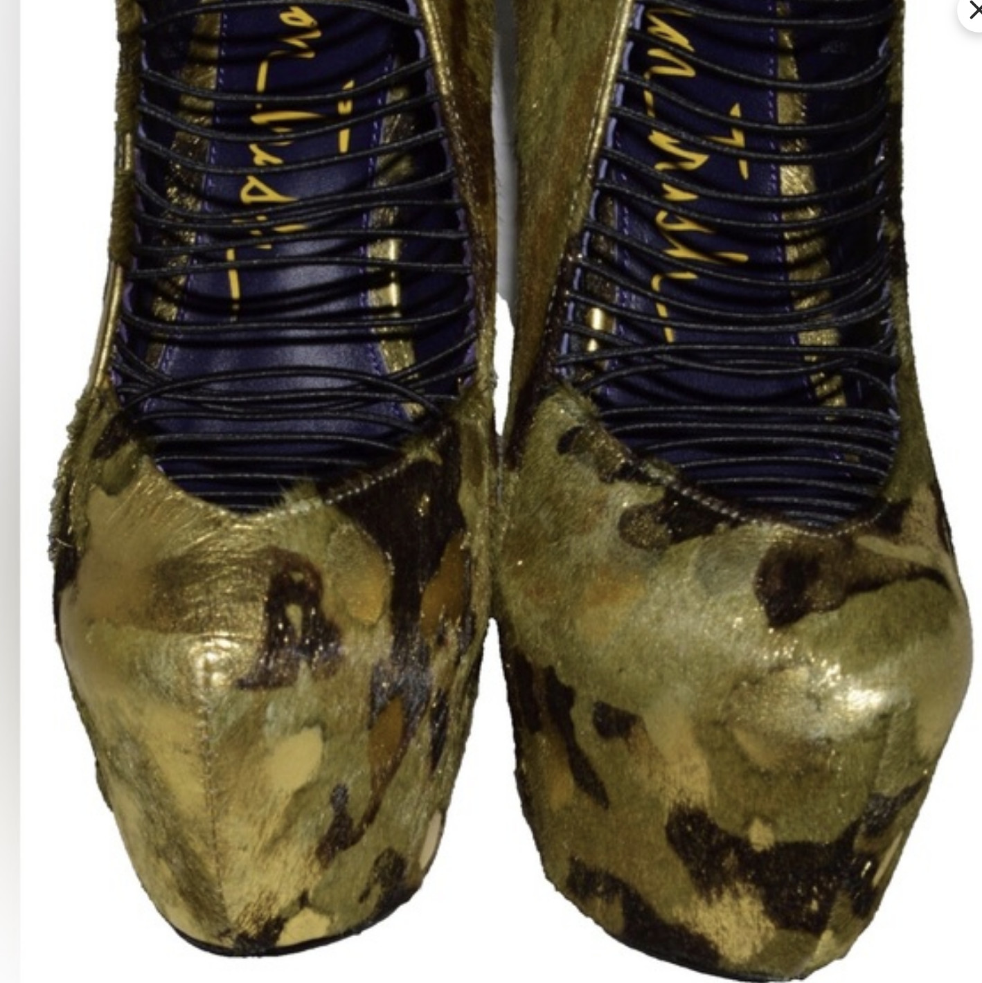 LONDON TRASH CRIME CAMO NEW $229 8.5 GREEN GOLD LEATHER 6″ HEEL PLATFORM PUMPS