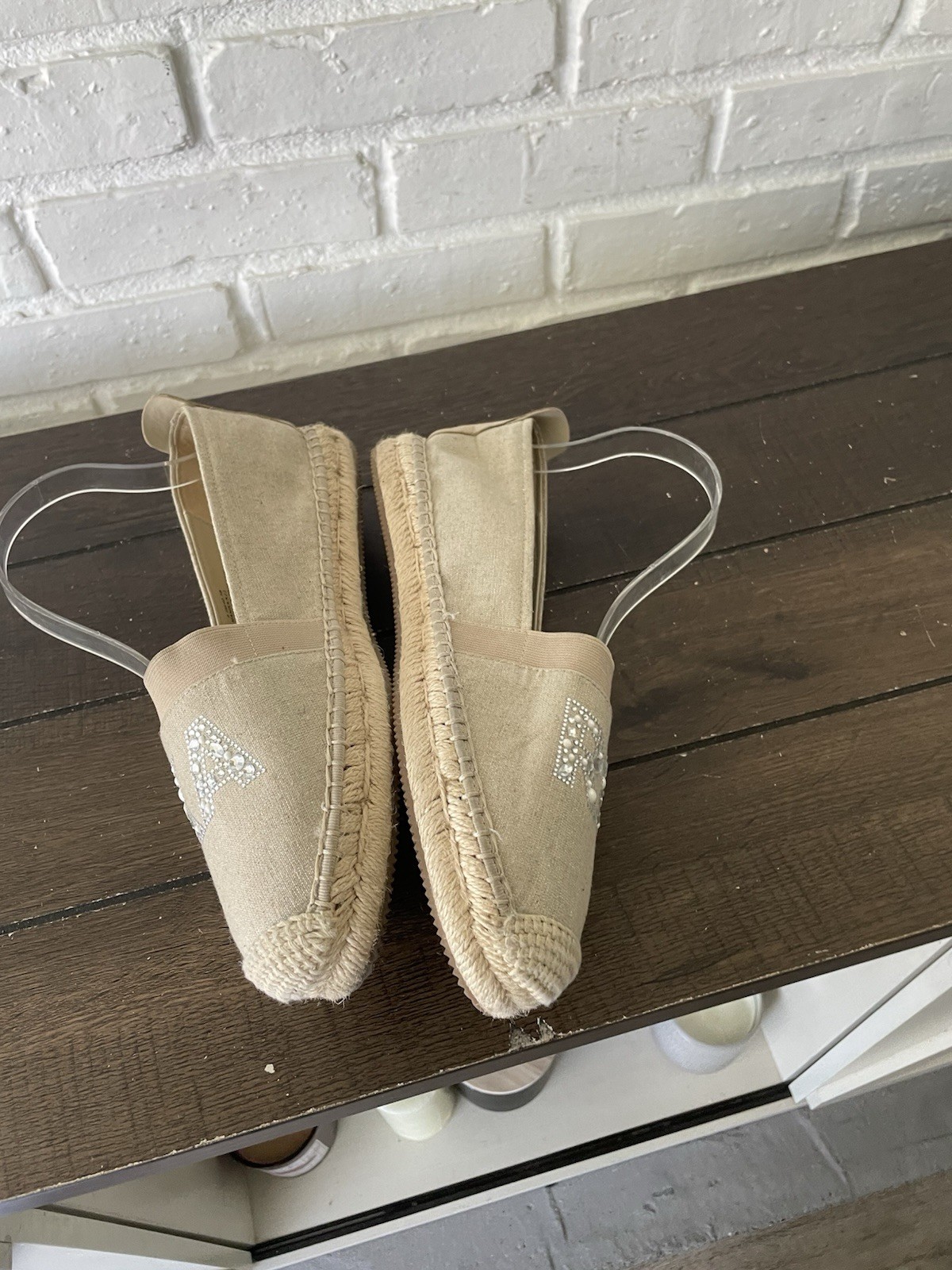 Karl Lagerfeld Cream Studded/Pearl Espadrilles Womens Slip On Shoes Size 9.5 M