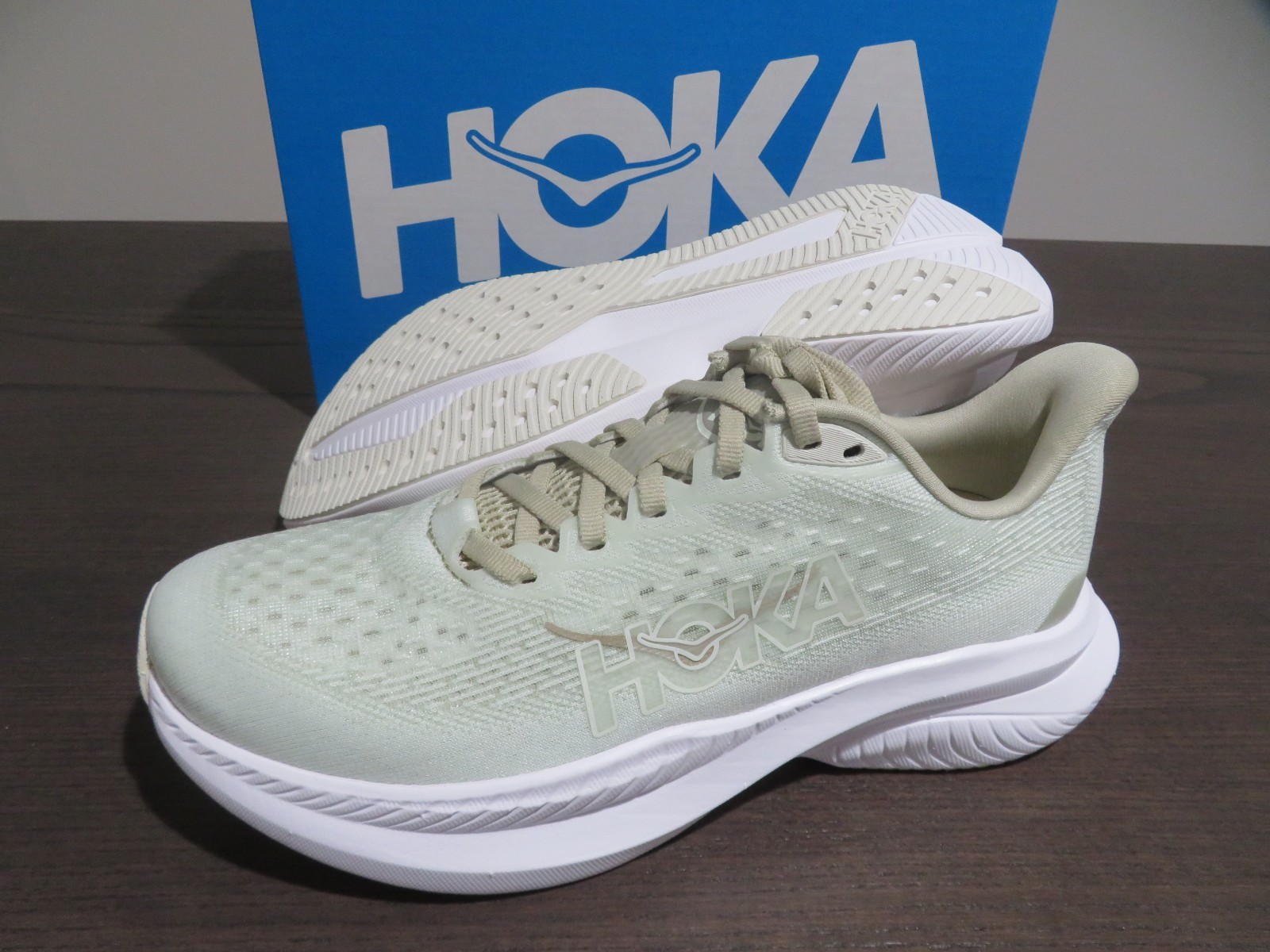 Hoka One One Mach 6 Womens 6.5 Shoes Green 1147810 ORF Running Sneaker Gym Road