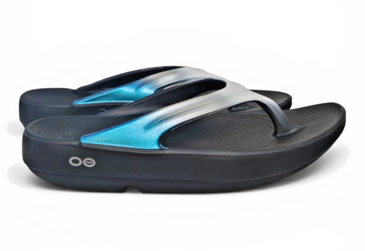 OOFOS OOlala Luxe Sandal Flip Flop Calypso Frost Women US 6/EU 37/UK 4 Recovery
