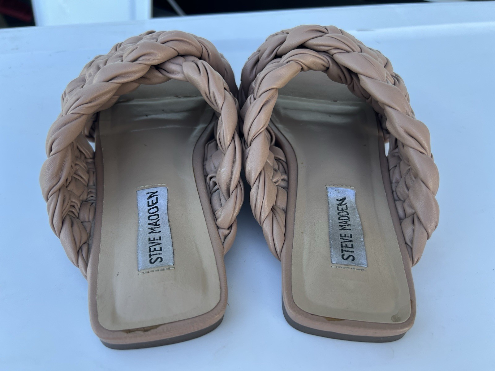 Steve Madden Women’s Beige Braided Woven Slide Sandals Faux Leather Size 7
