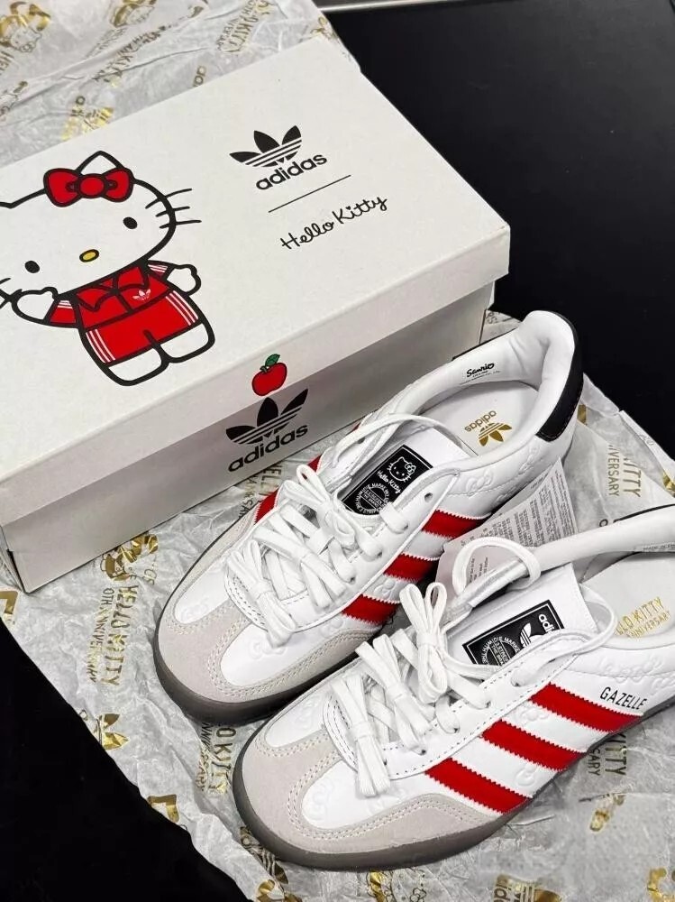 adis Originals x Hello Kitty Gazelle Indoor W 50th Anniversary Women II0013