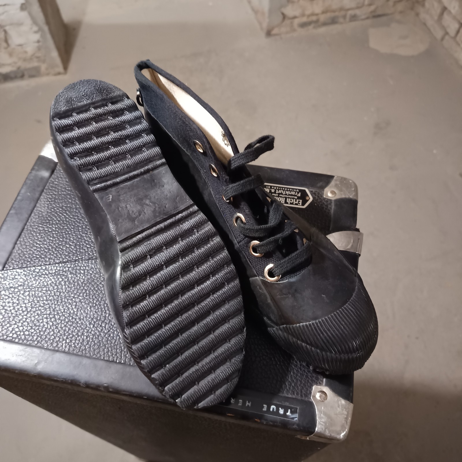Novesta rubber trainers black/black size 36 black rubber boots made in EU