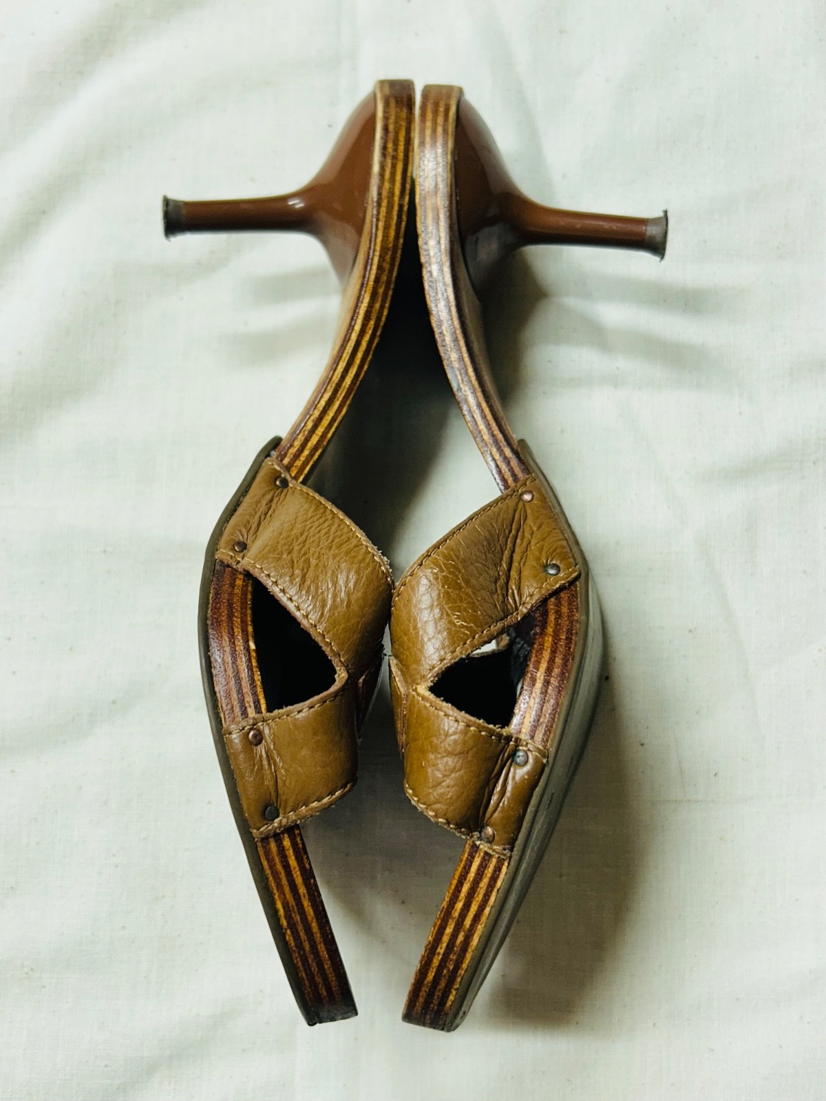 DR SCHOLLS Original (6) Sandals Brown Leather Wooden Kitten Heels Slides Brazil