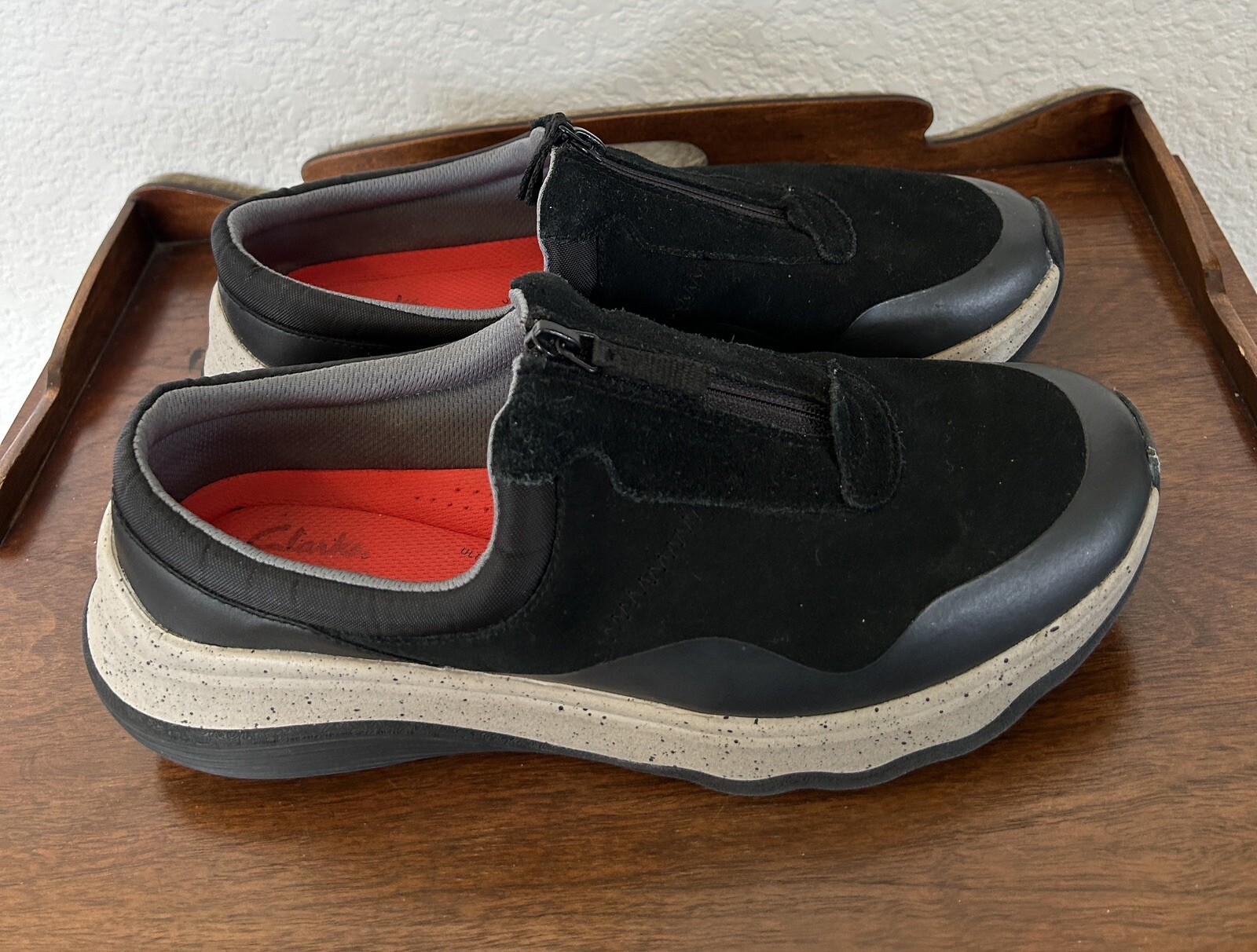 Clarks Collection Jaunt Way Womens Slip On Shoes Sz 10 M Zip Suede Clogs
