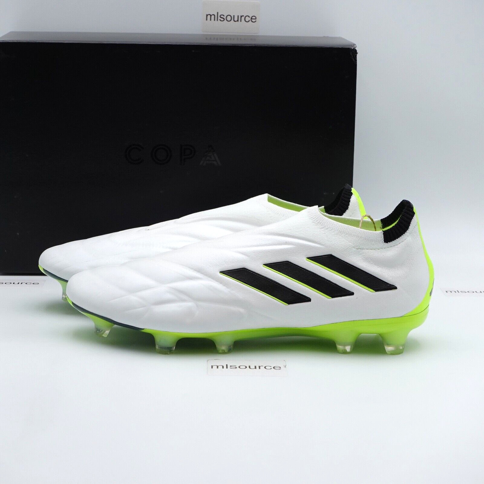 Size 5 Men’s / 6 Women’s adidas Copa Pure+ FG Soccer Cleats HQ8955 Cloud White